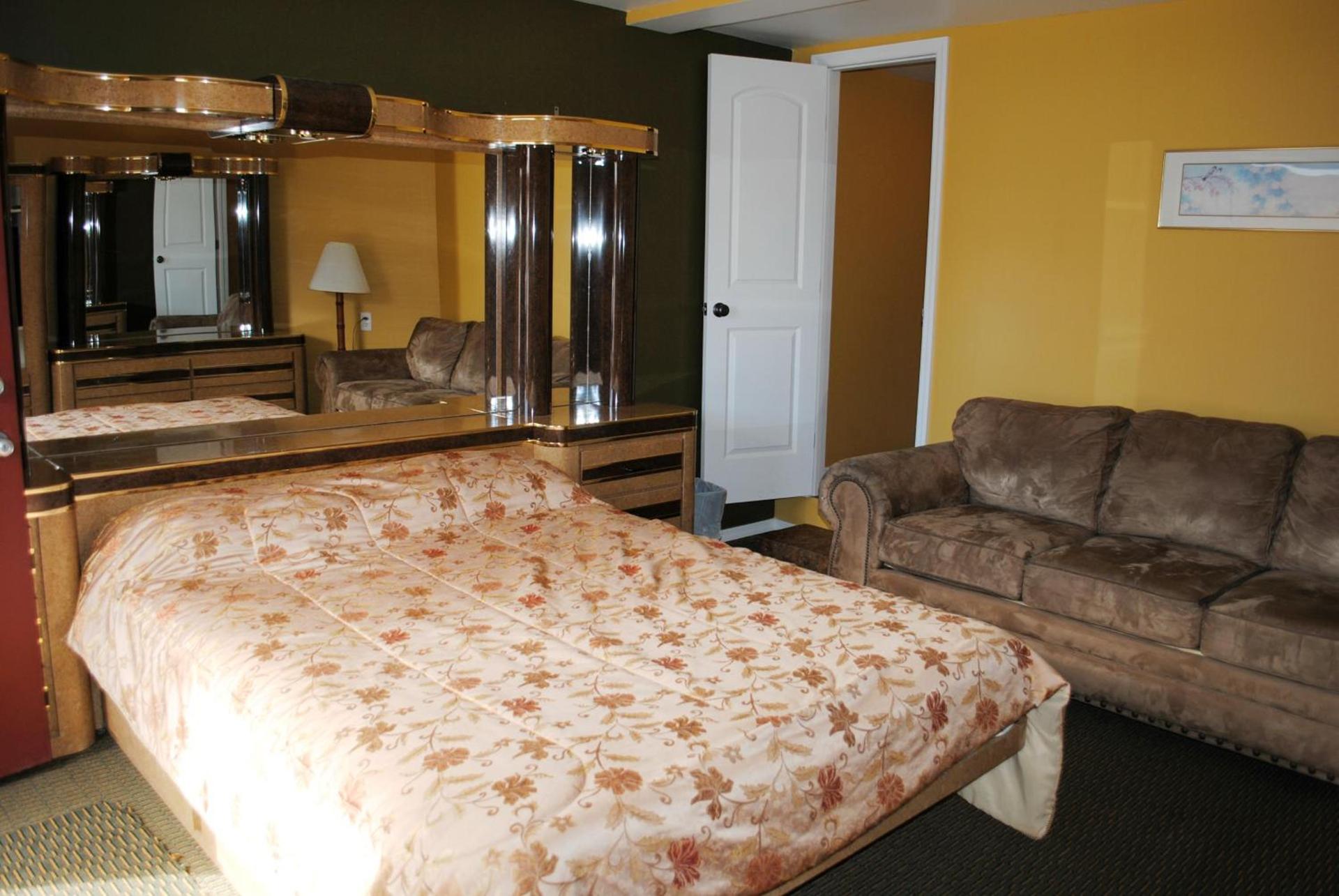 Atlantic Economy Inn photo 14