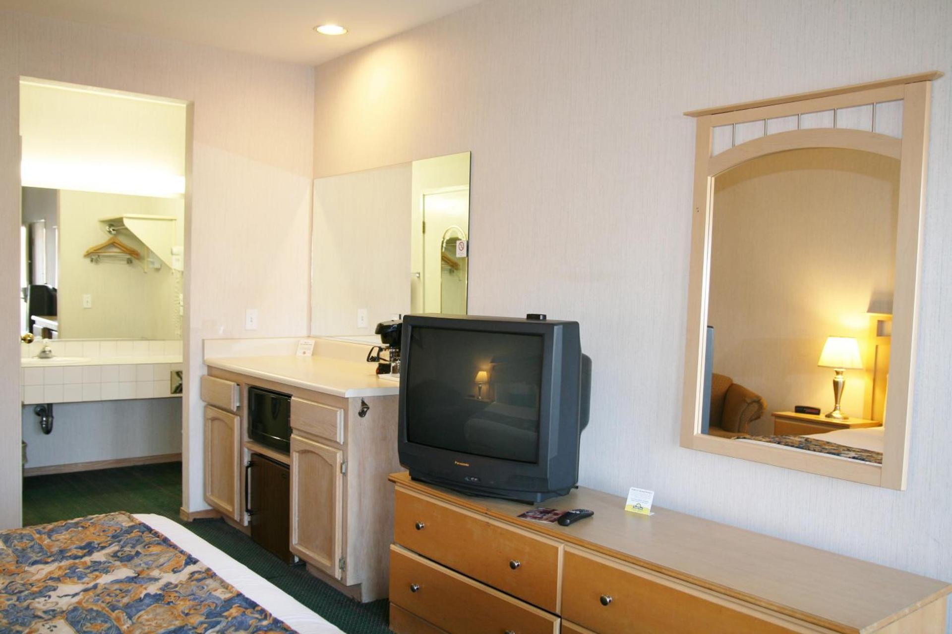 Days Inn by Wyndham Rocklin/Sacramento photo 11