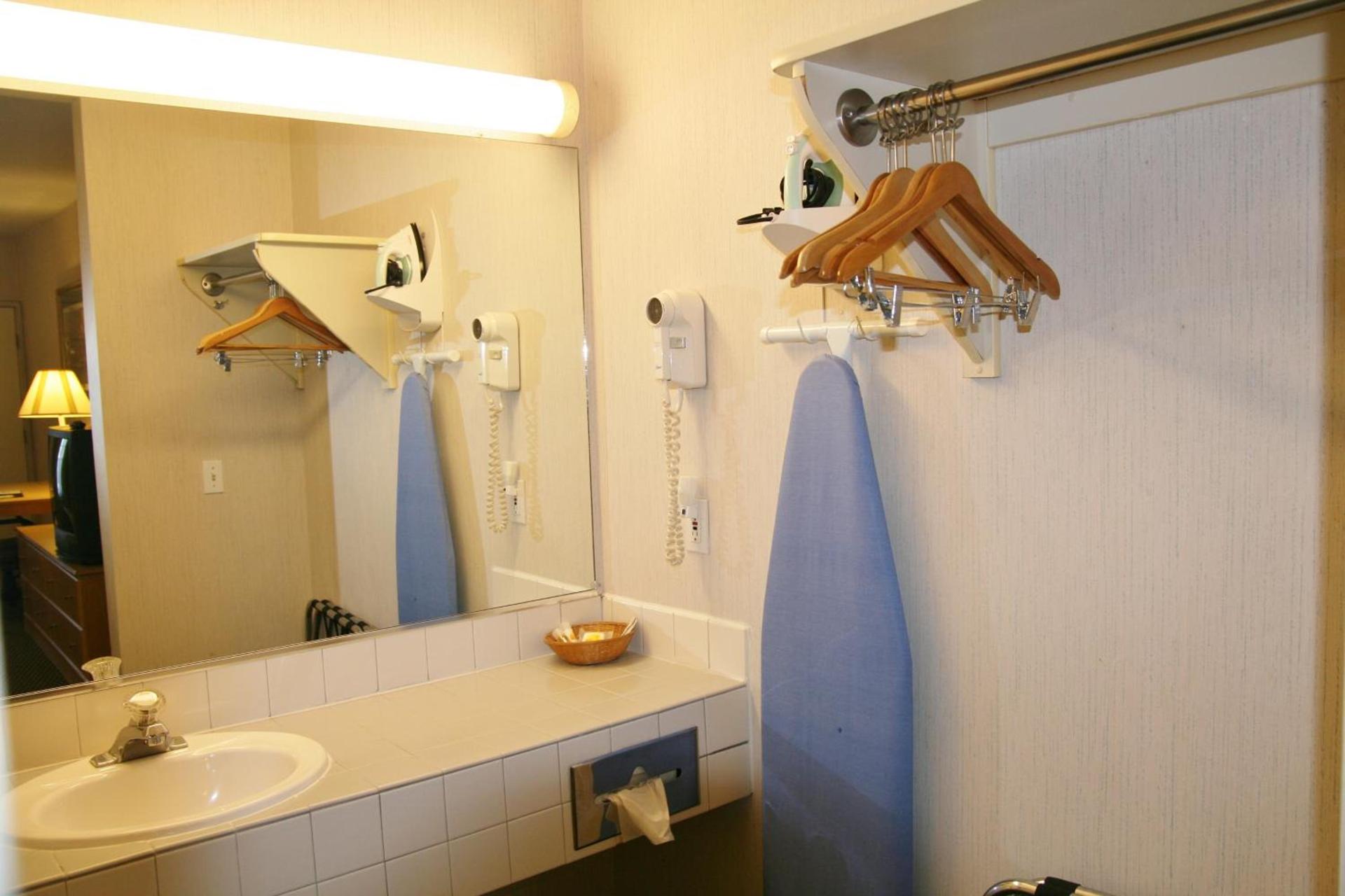 Days Inn by Wyndham Rocklin/Sacramento photo 23