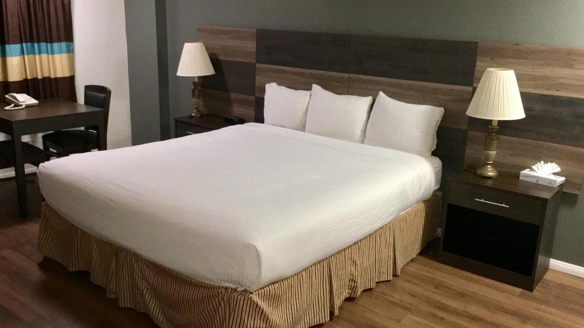 Cozy Inn photo 37