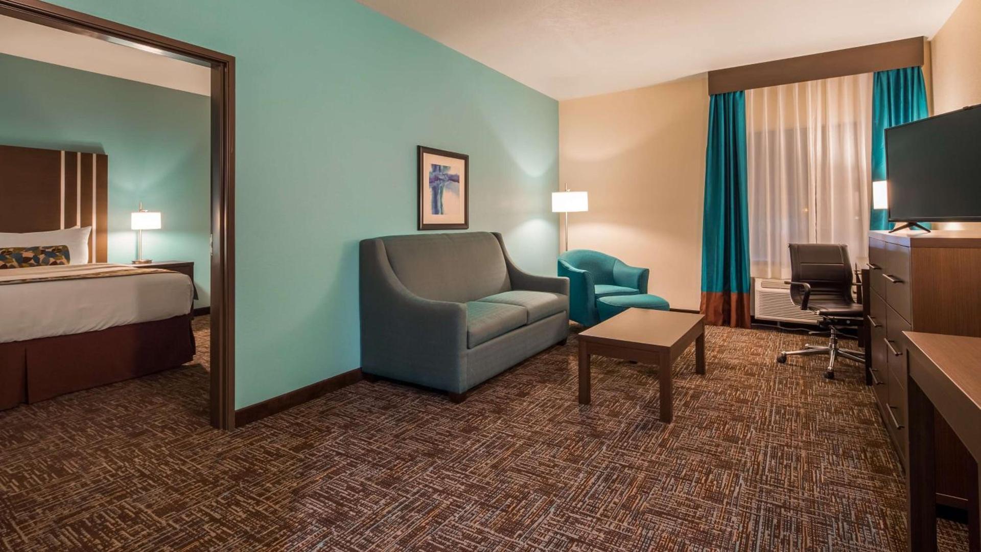 Best Western Plus/Executive Residency Elk City photo 10