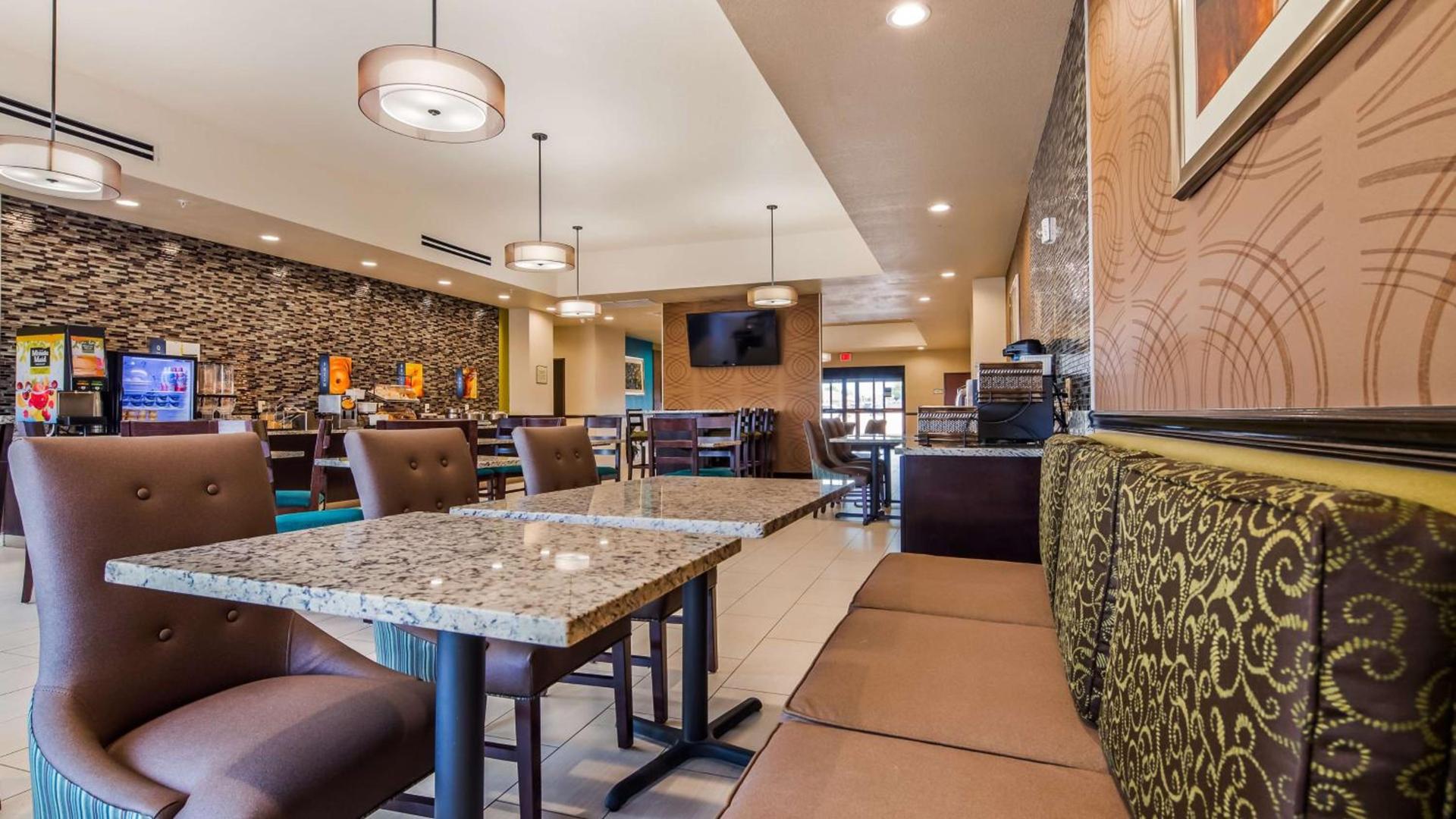 Best Western Plus/Executive Residency Elk City photo 13