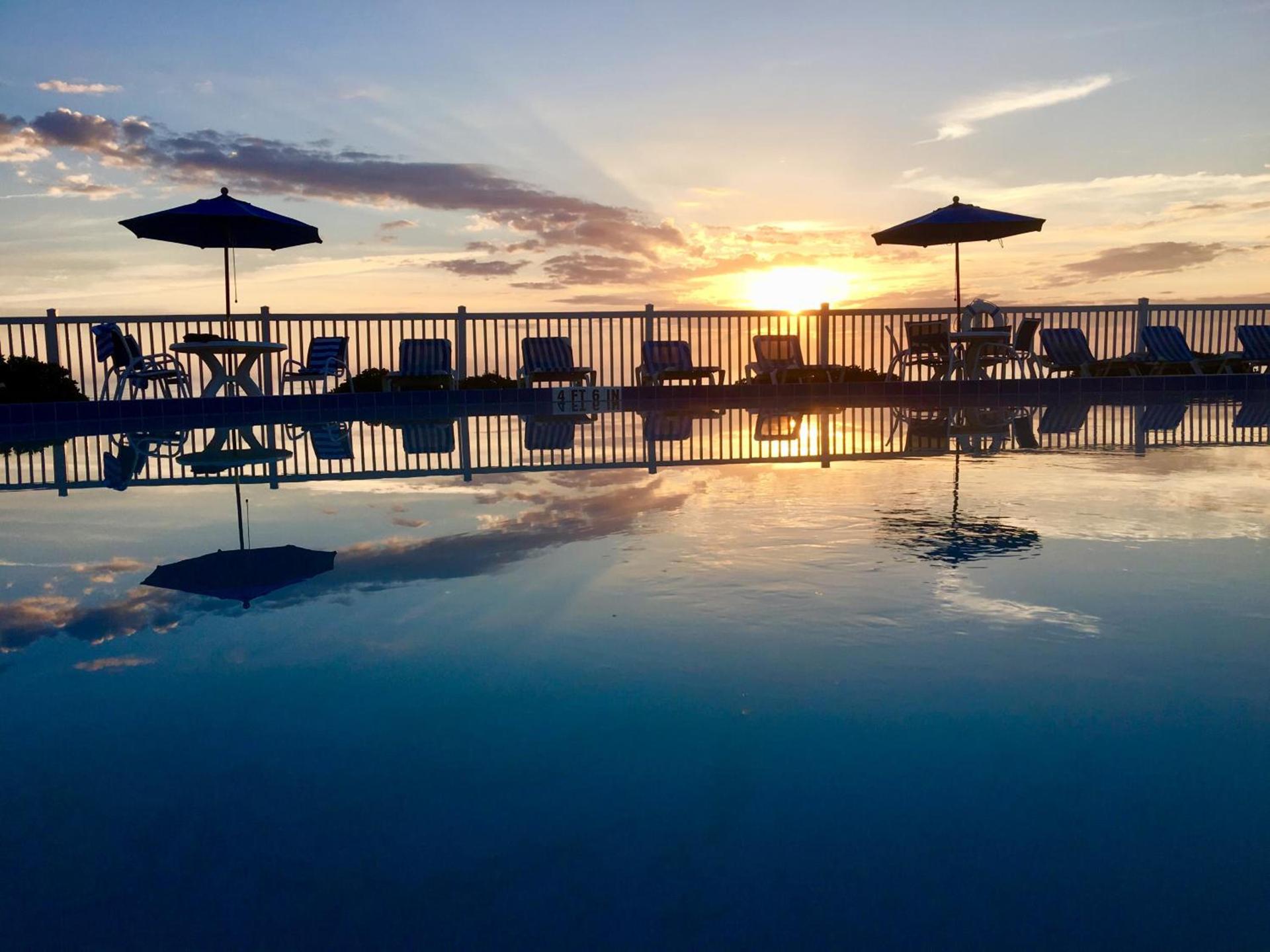 Coral Sands Inn photo 3