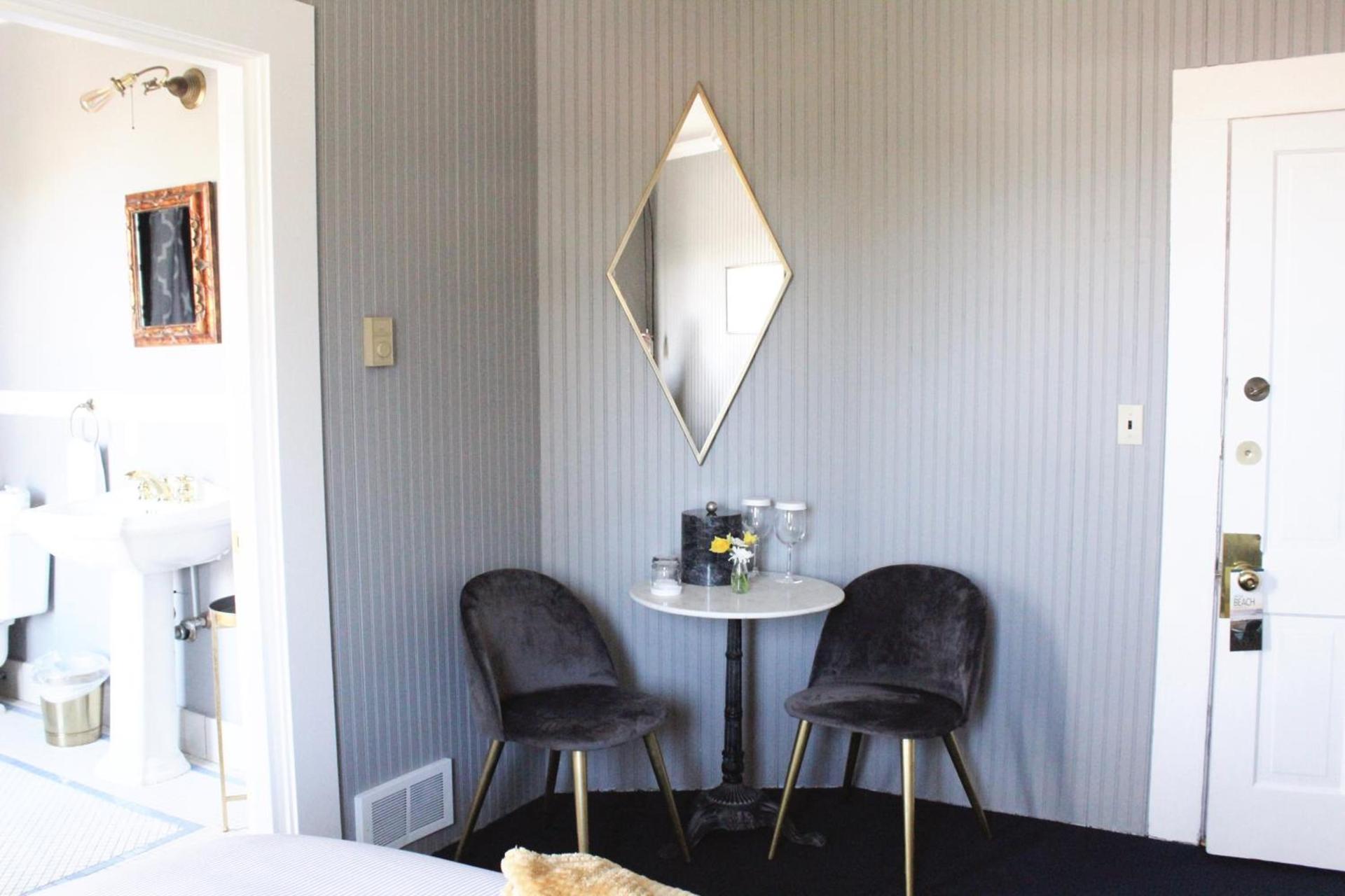 Shelburne Hotel photo 19