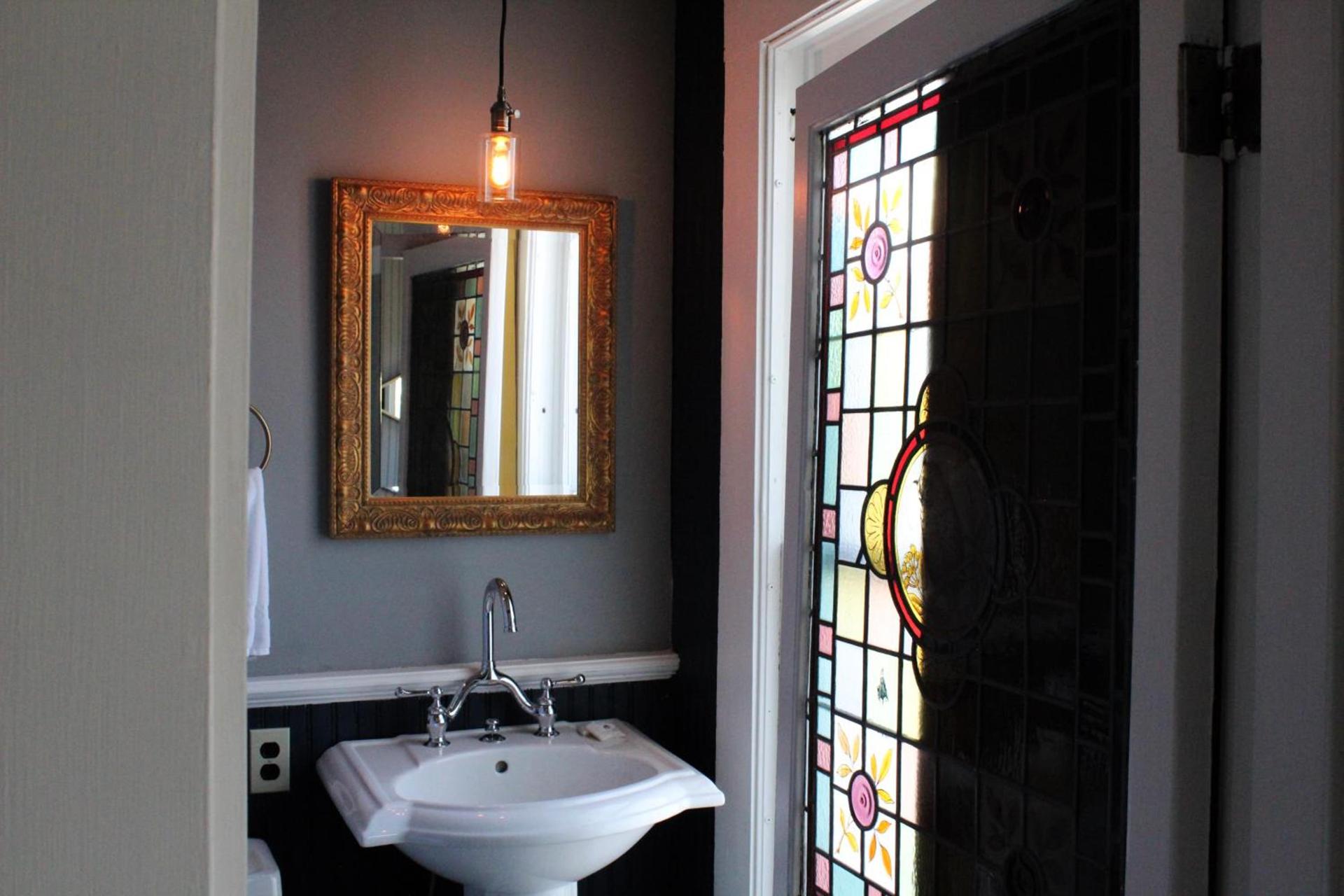 Shelburne Hotel photo 18