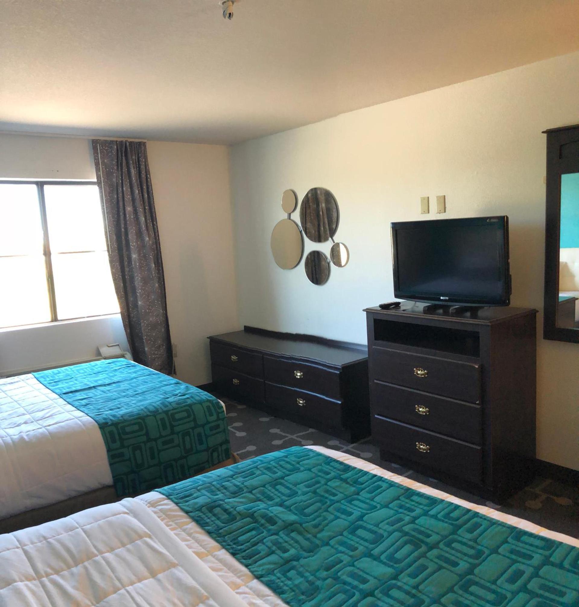Howard Johnson by Wyndham Lubbock TX photo 42