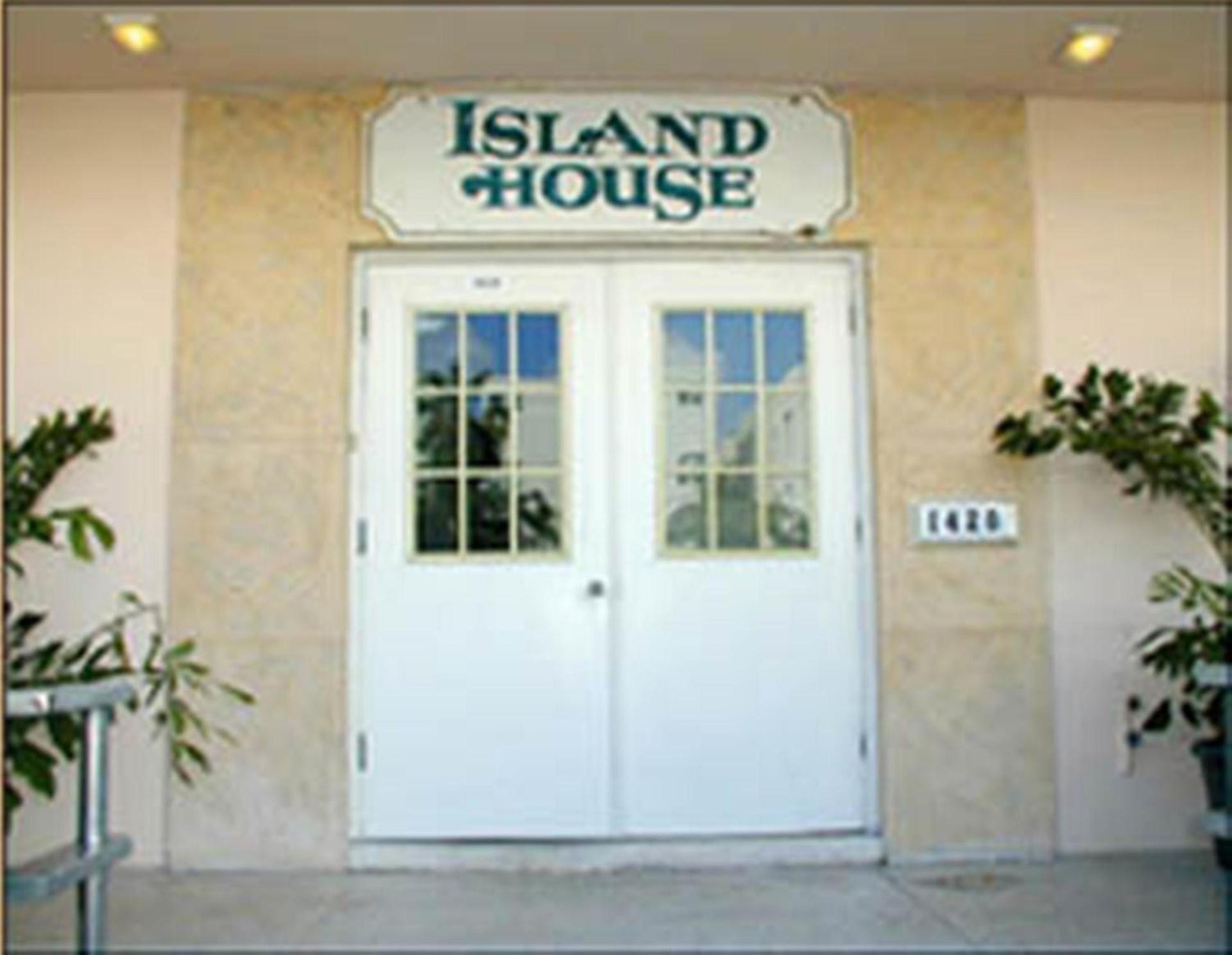 Island House South Beach photo 12