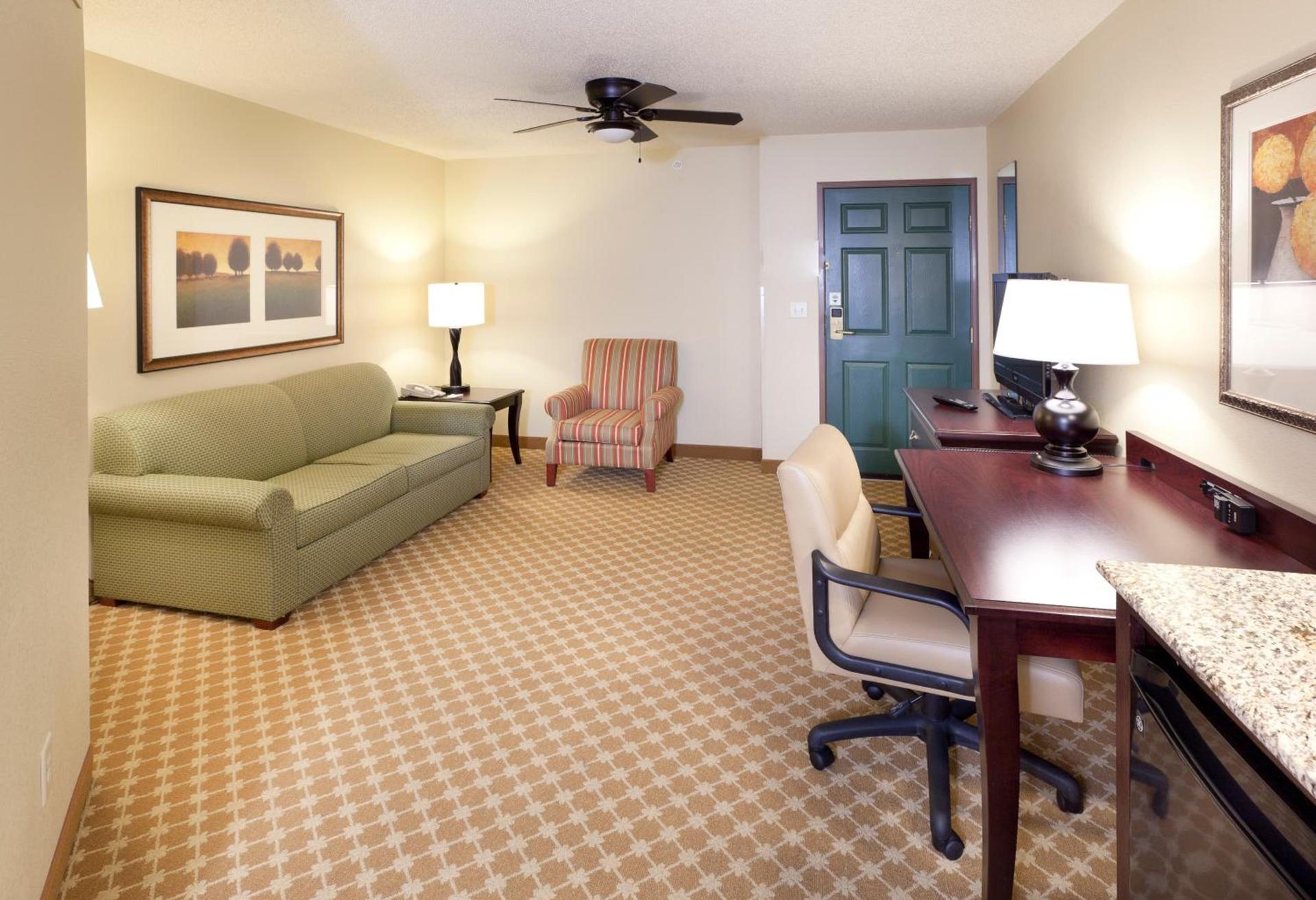 Country Inn & Suites by Radisson, Chanhassen, MN photo 37