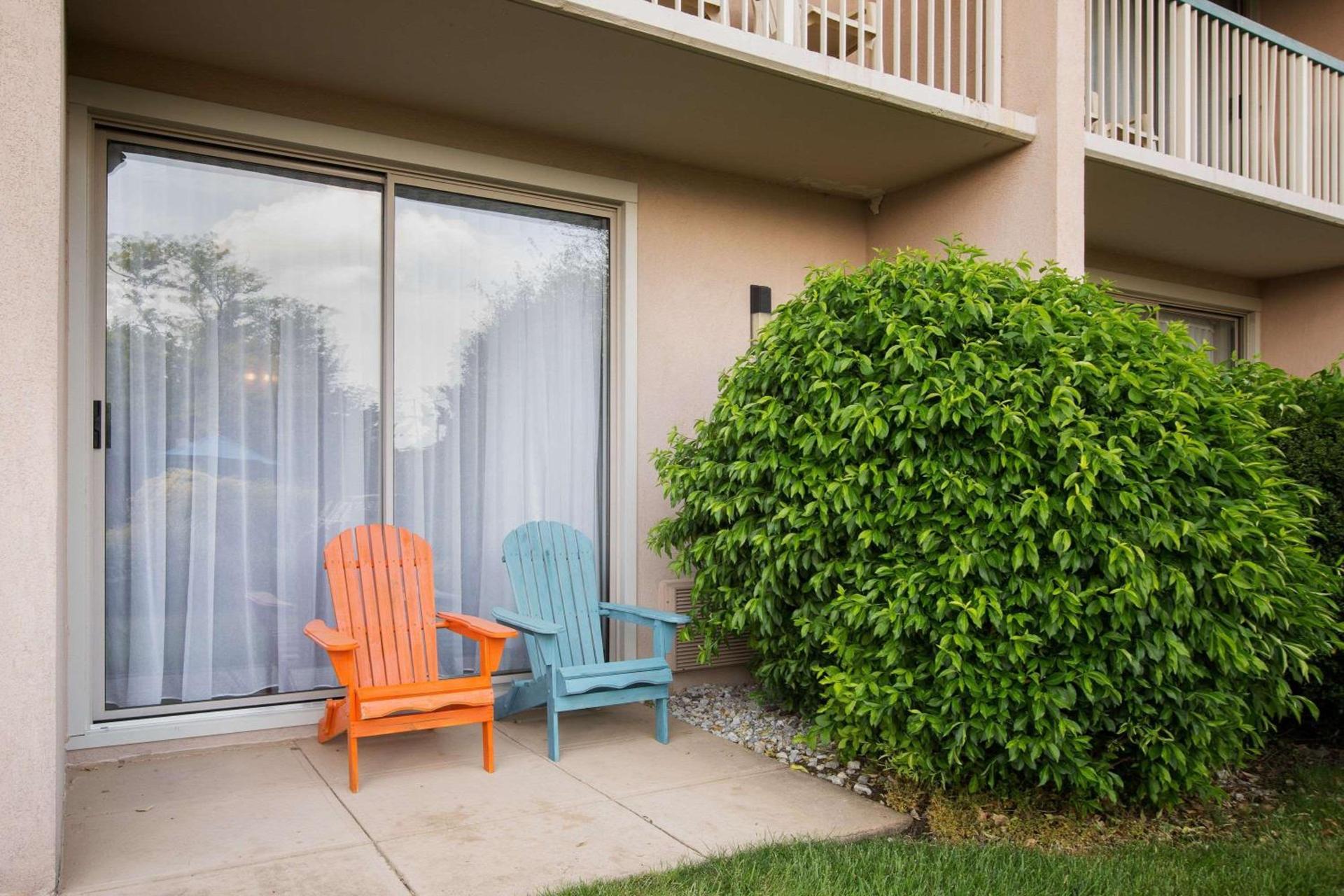 Howard Johnson by Wyndham Toms River photo 15