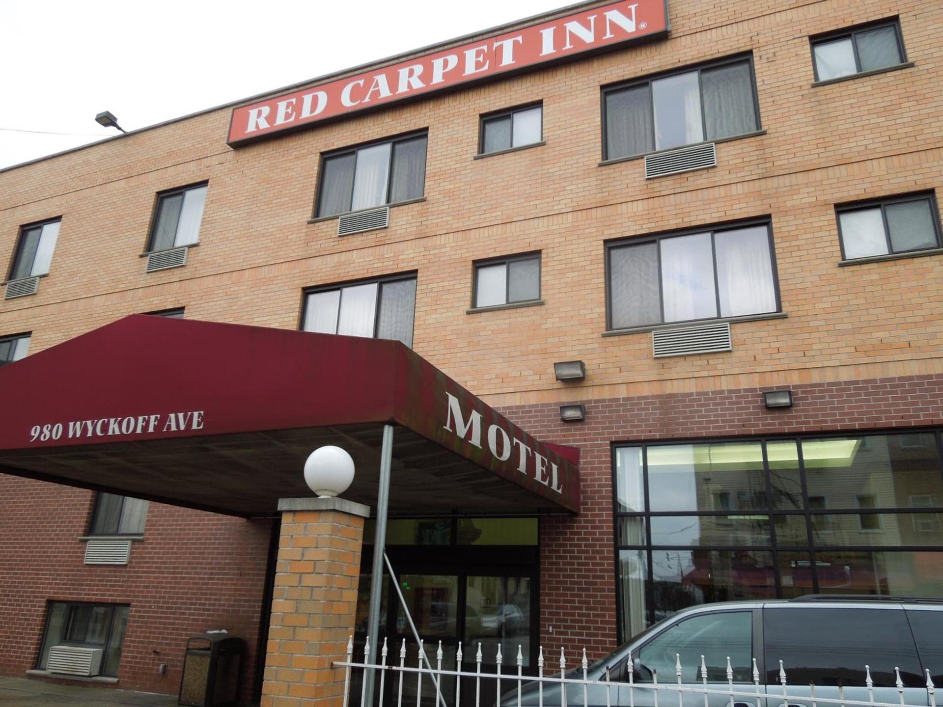 Red Carpet Inn Brooklyn photo 5