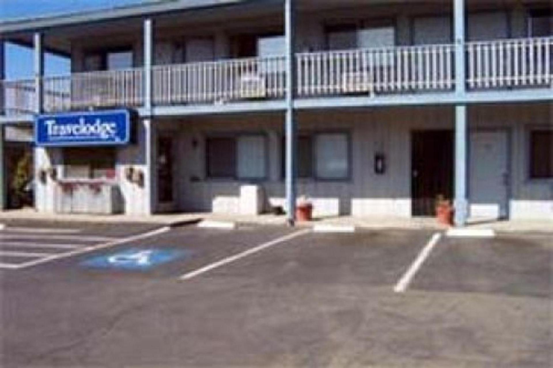 Travelodge by Wyndham Clearlake photo 24