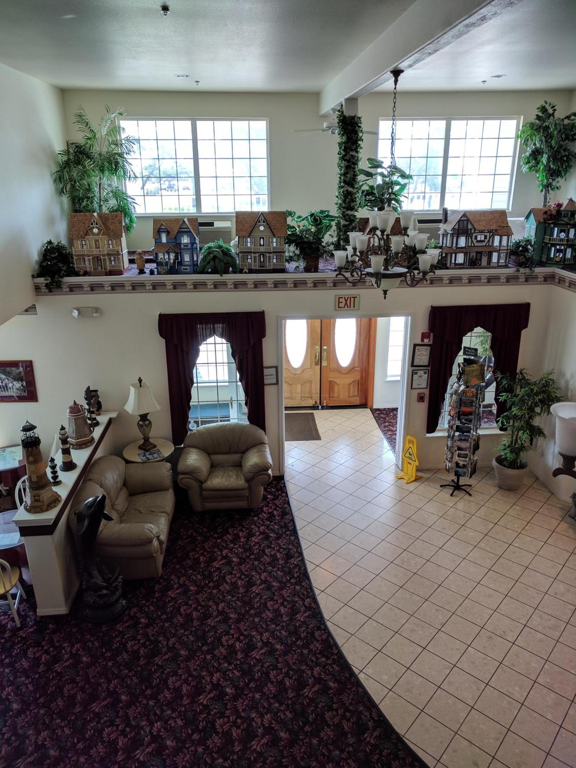 Lighthouse Inn photo 4