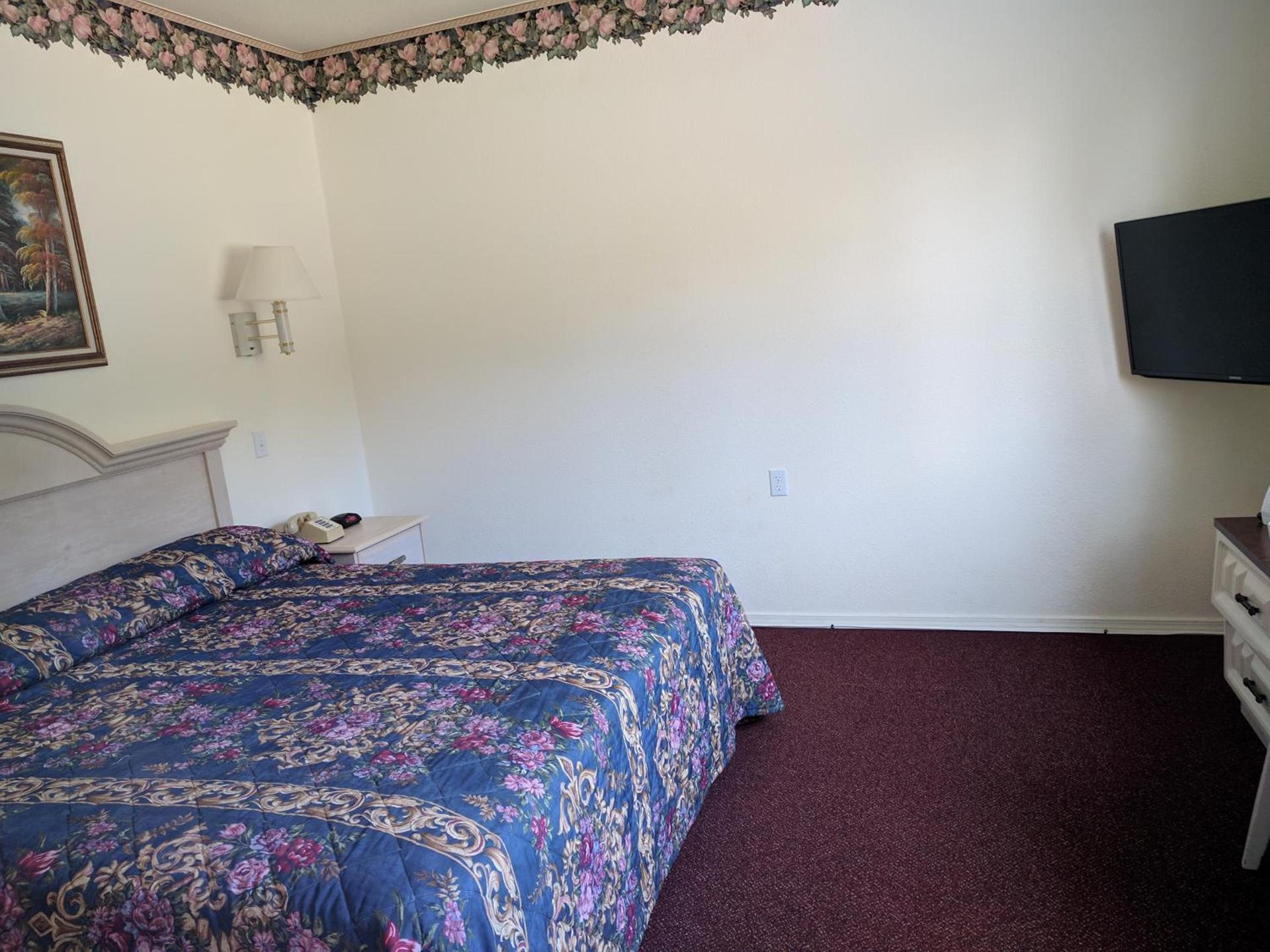 Lighthouse Inn photo 33