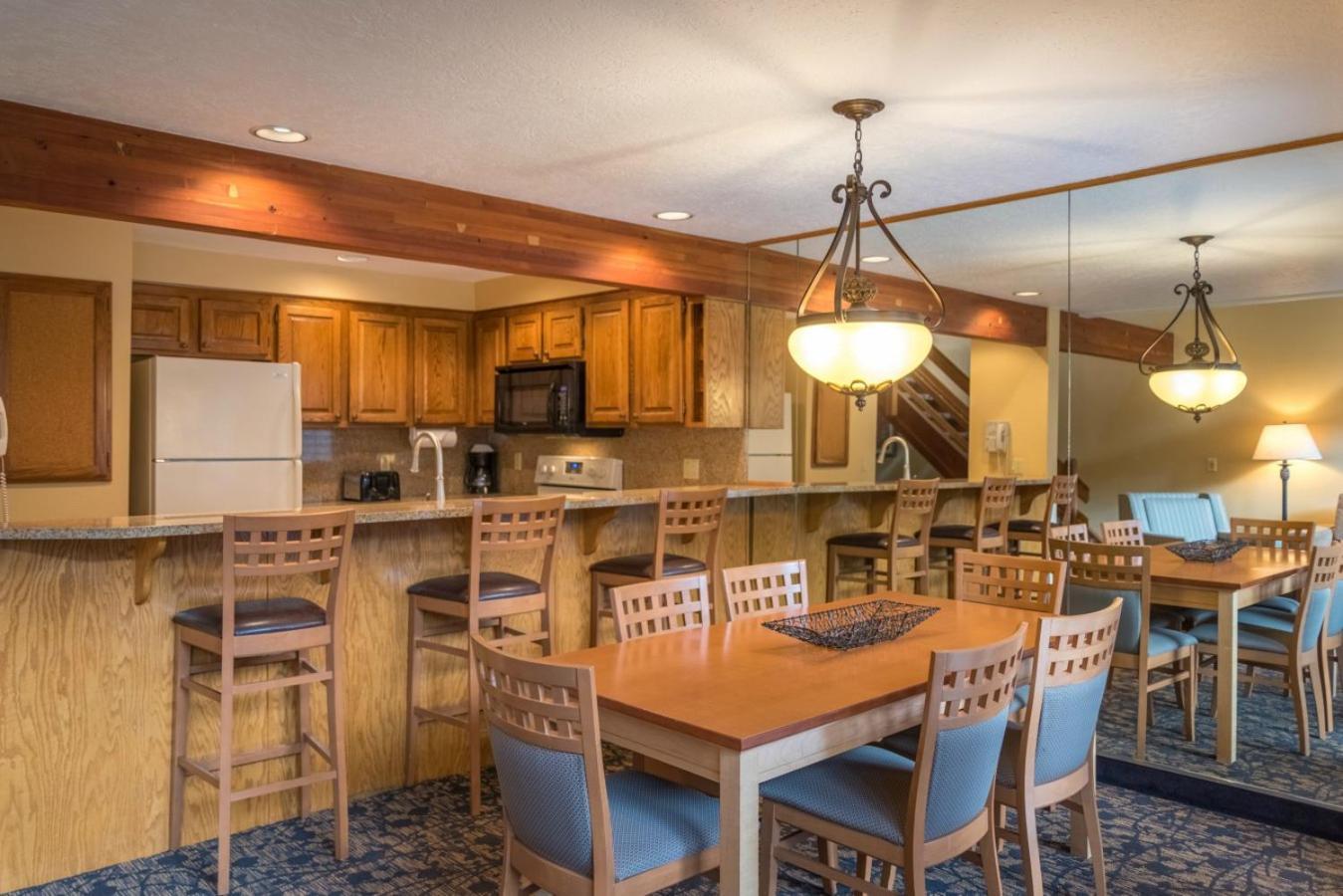 Whispering Woods Resort photo 11
