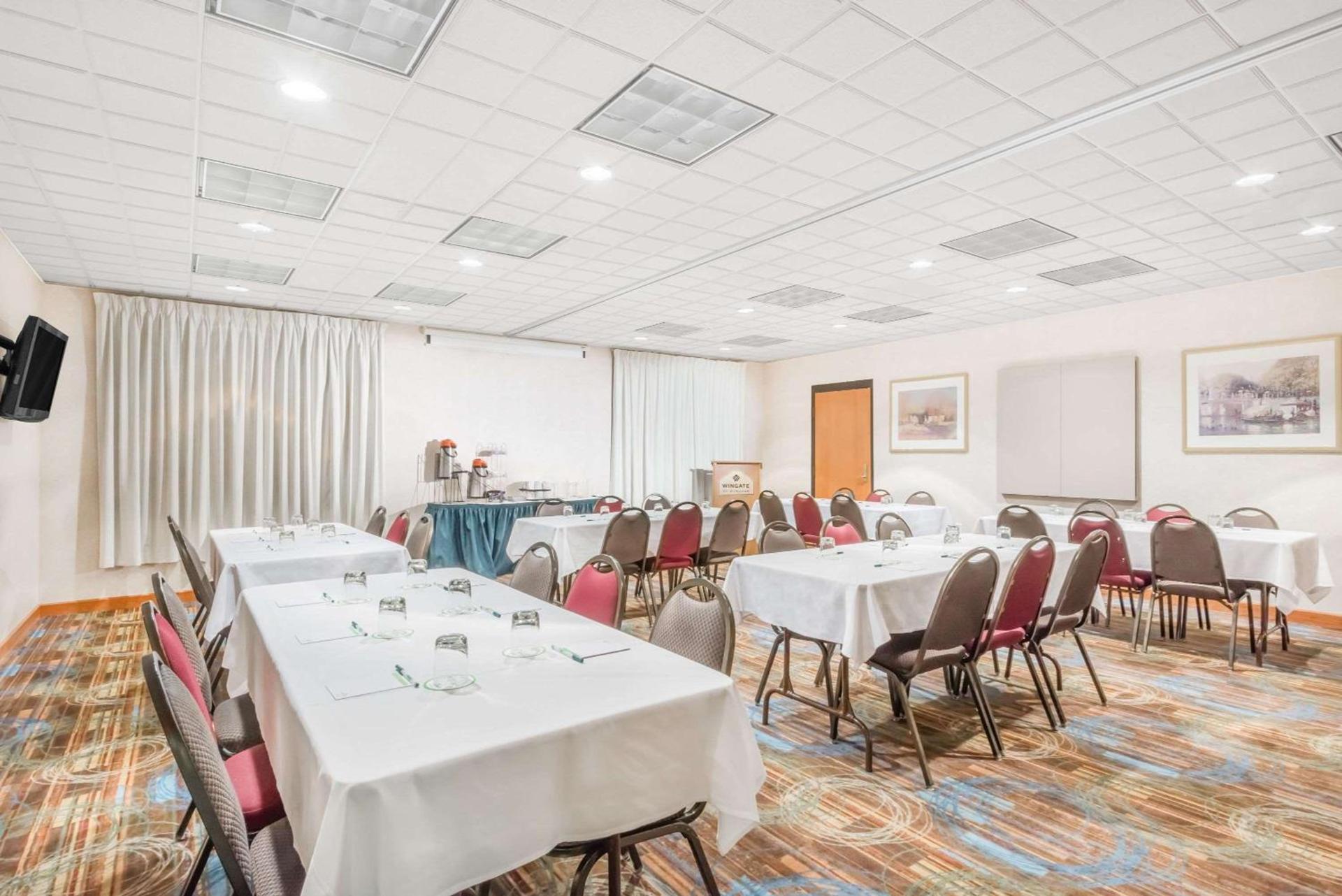 Wingate by Wyndham Lima photo 25