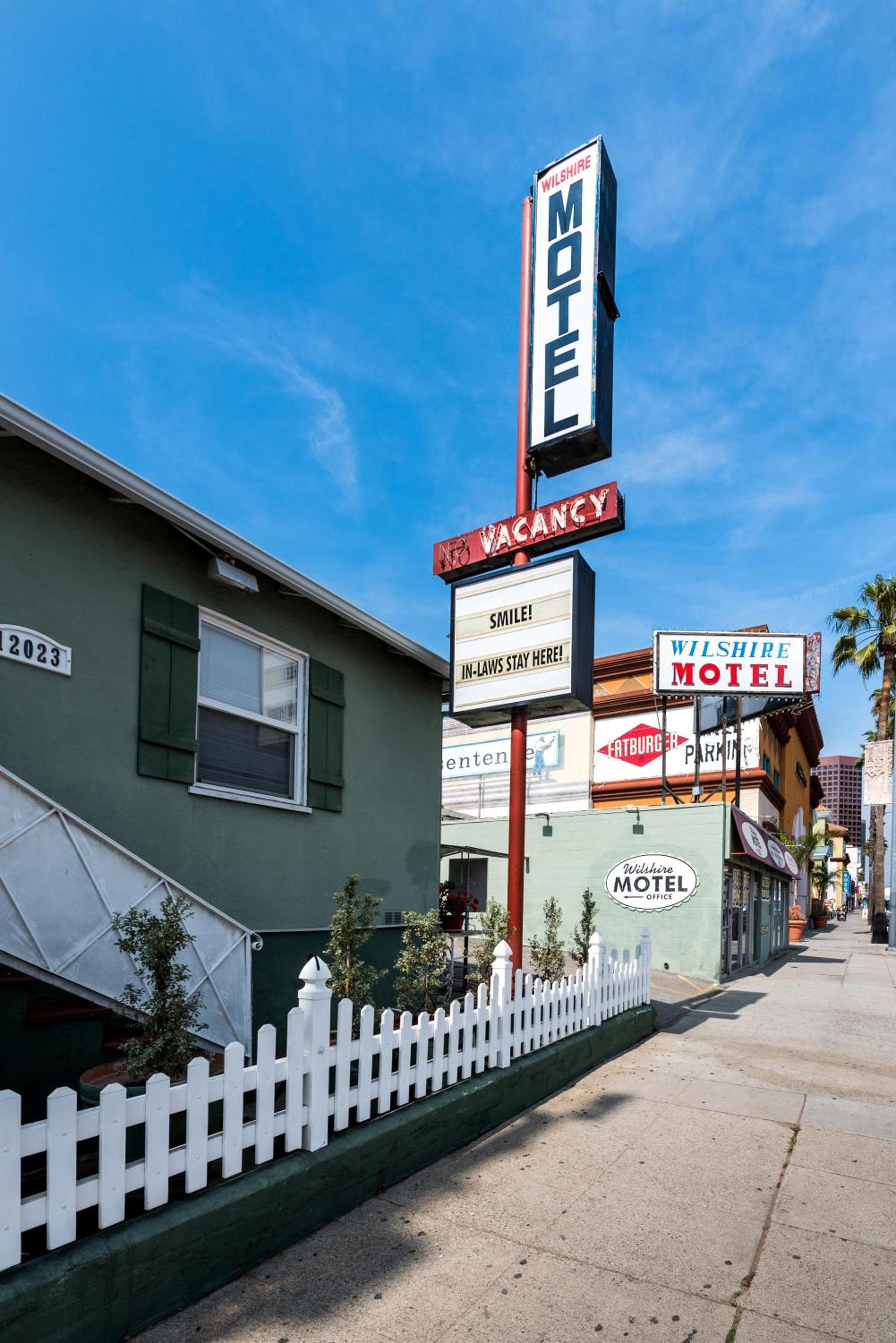 Wilshire Motel photo 1