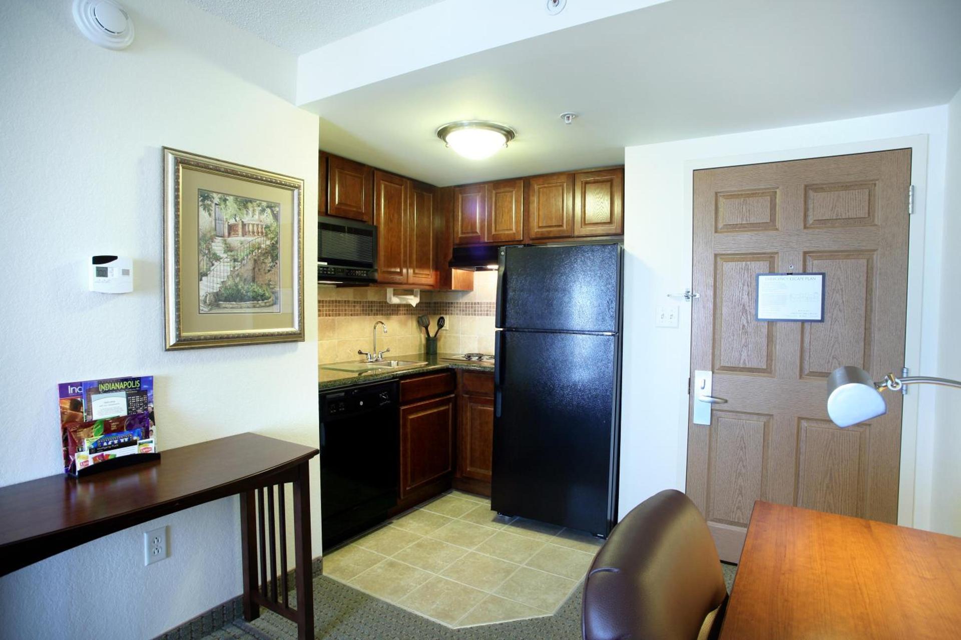 Staybridge Suites Indianapolis Downtown-Convention Center by IHG photo 2