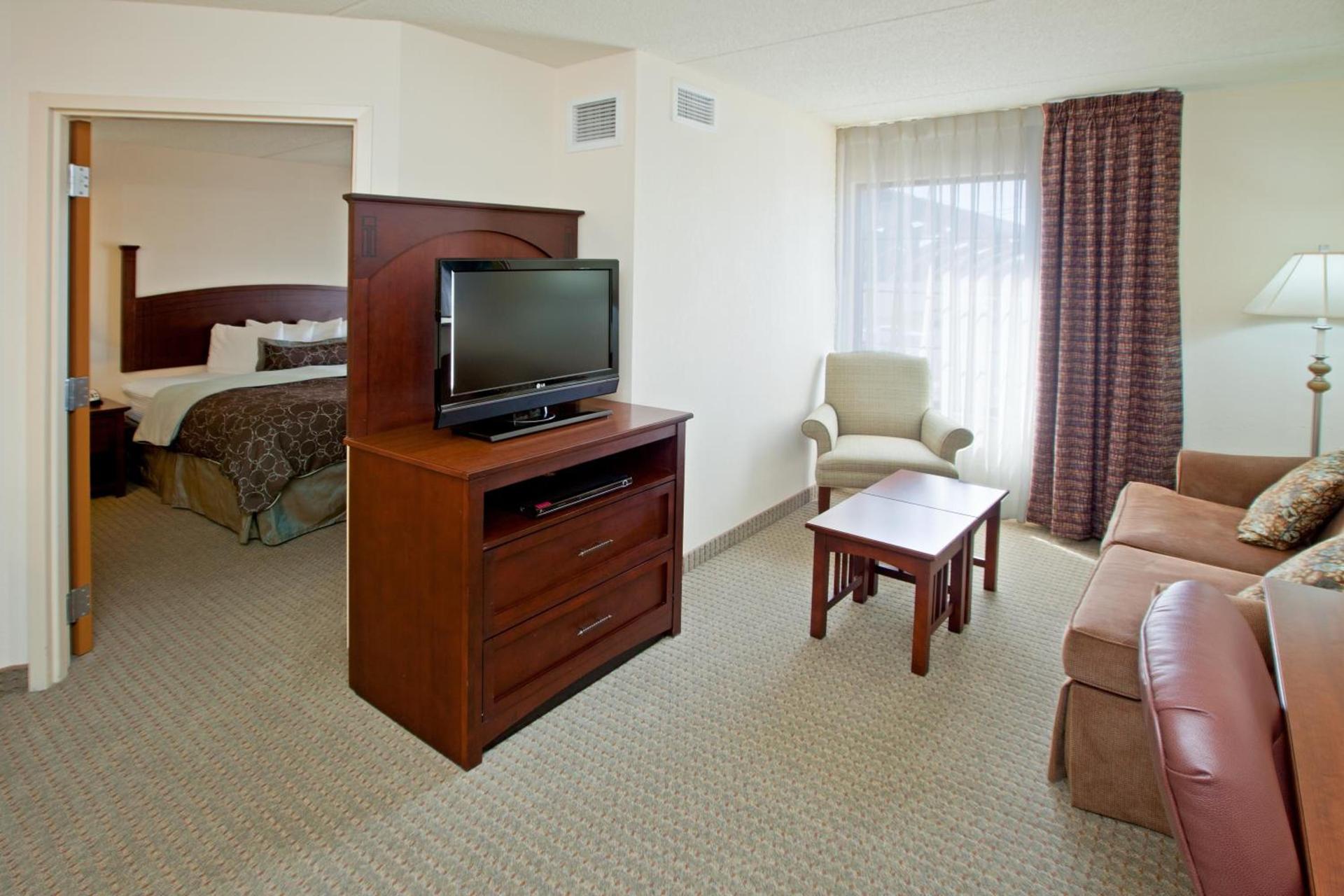 Staybridge Suites Indianapolis Downtown-Convention Center by IHG photo 6