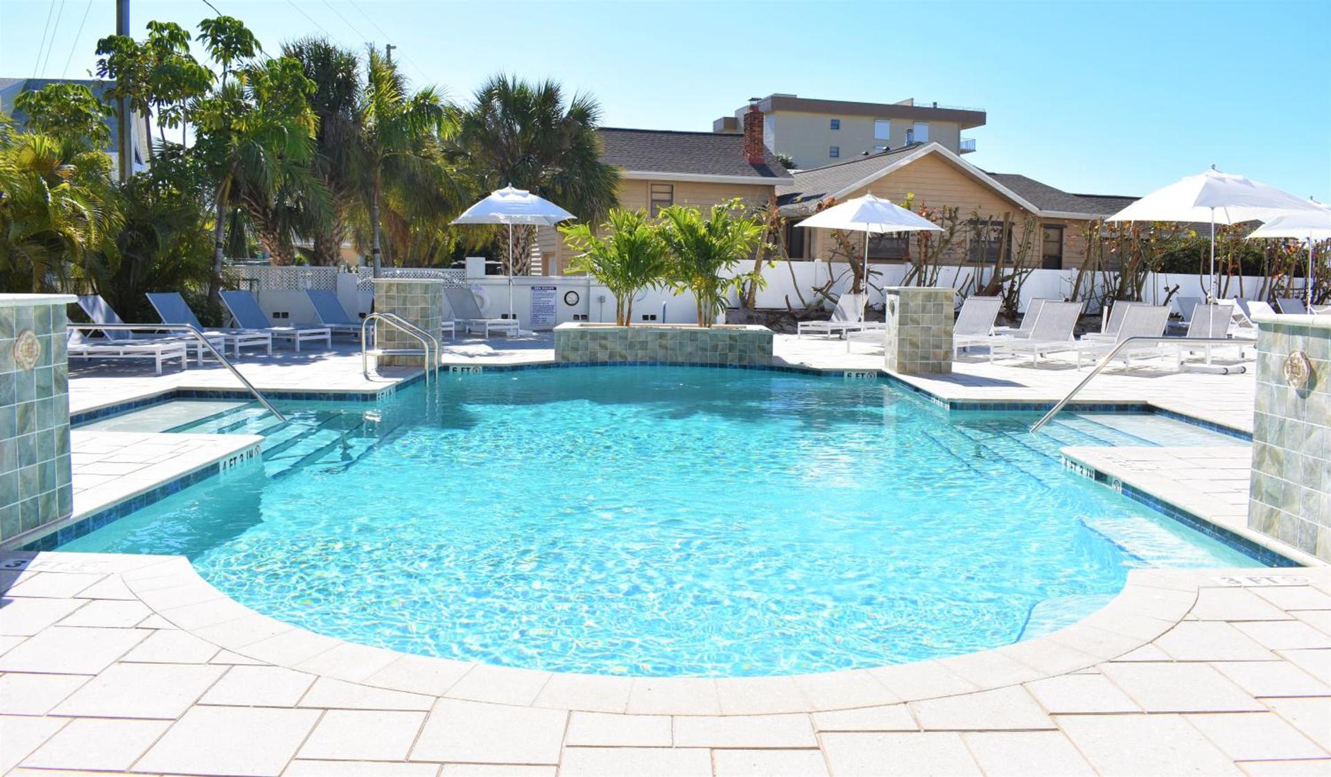 Barefoot Beach Club photo 15