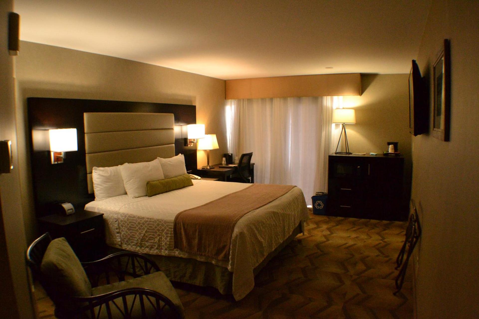 Best Western Plus Silverdale Beach Hotel photo 69