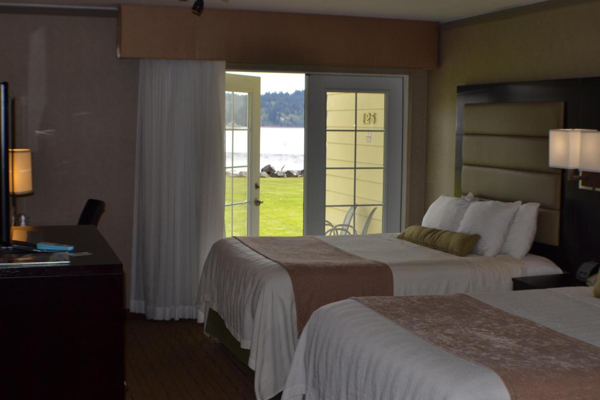 Best Western Plus Silverdale Beach Hotel photo 65
