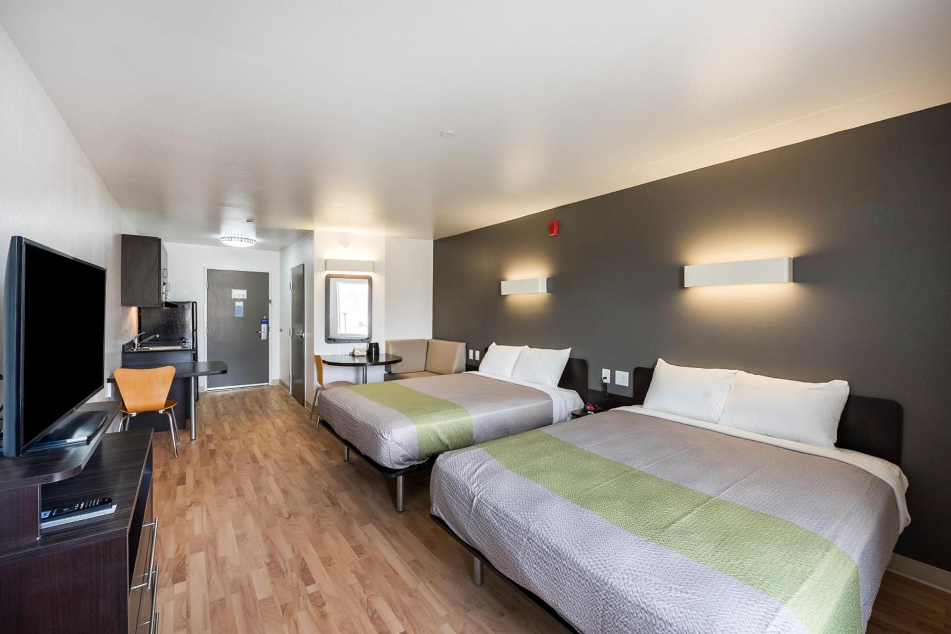 Studio 6-Mccarran, NV - Sparks - Tahoe - Reno Industrial Center photo 39