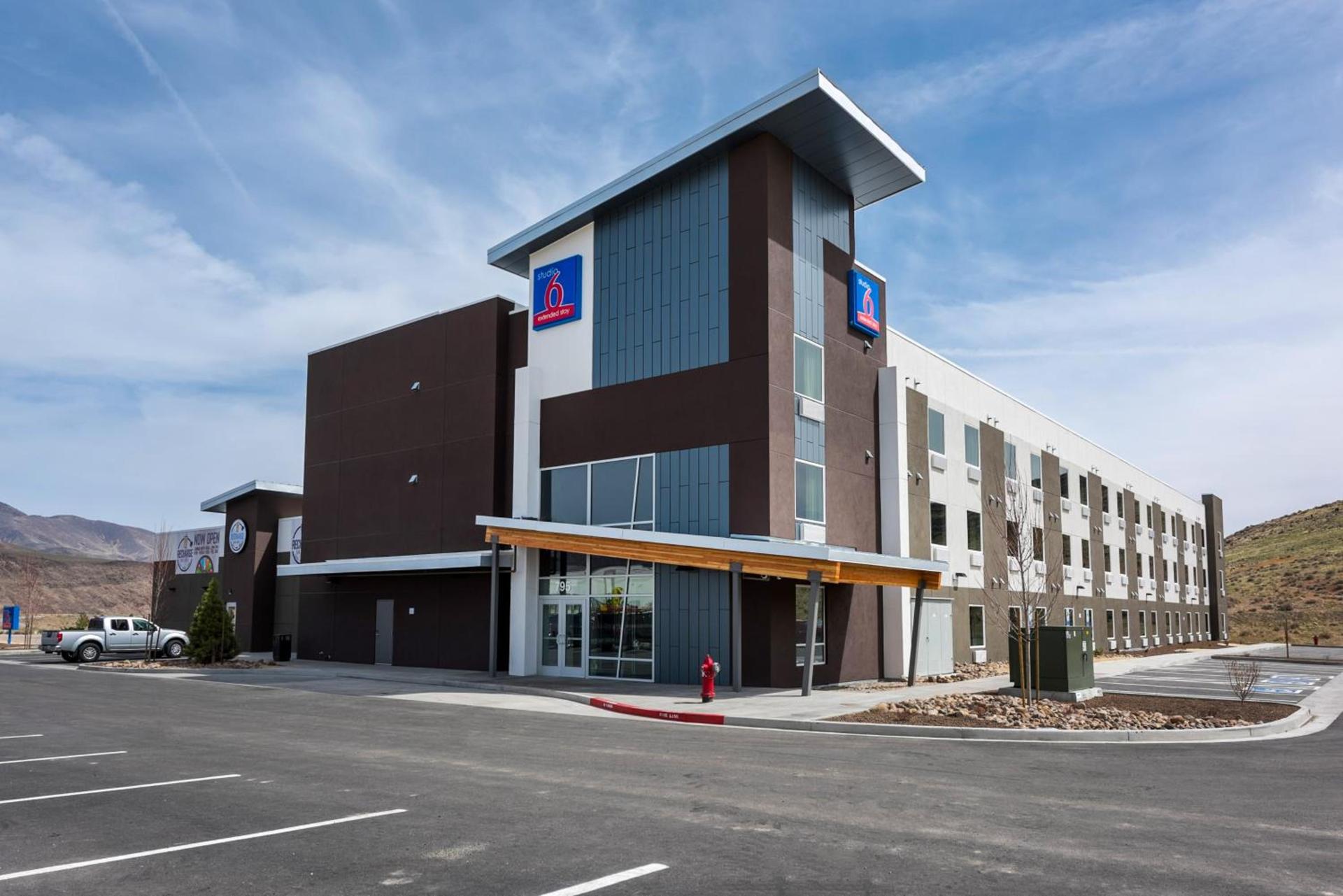Studio 6-Mccarran, NV - Sparks - Tahoe - Reno Industrial Center photo 31