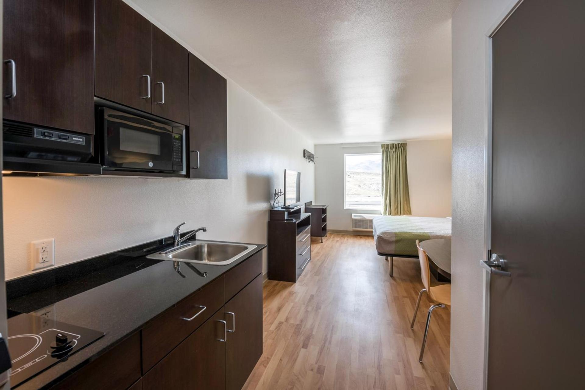 Studio 6-Mccarran, NV - Sparks - Tahoe - Reno Industrial Center photo 46