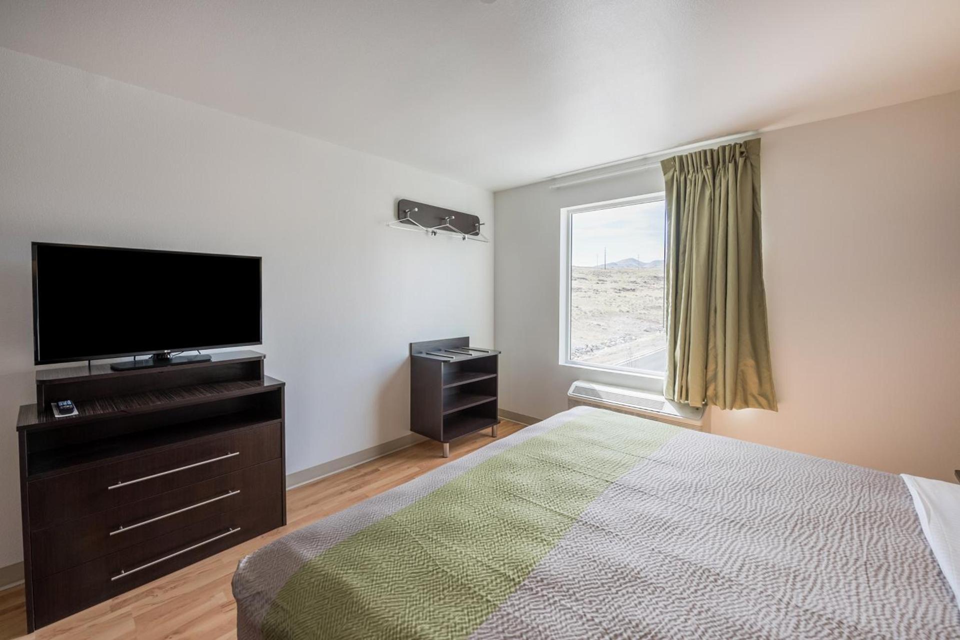 Studio 6-Mccarran, NV - Sparks - Tahoe - Reno Industrial Center photo 59
