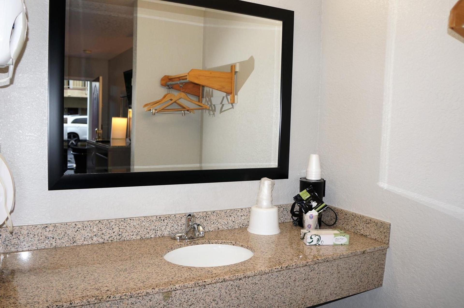 Americas Best Value Inn - Milpitas photo 10