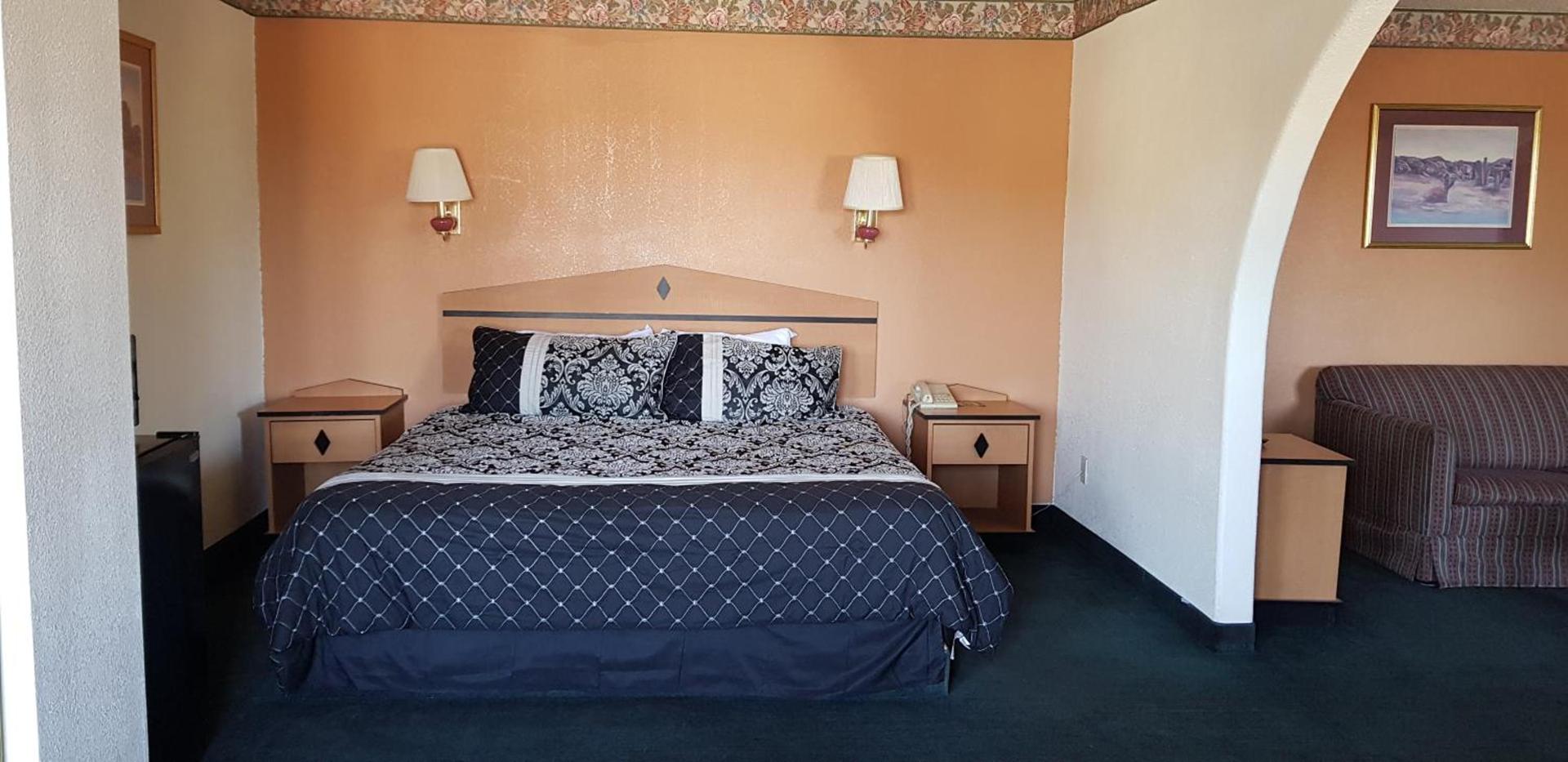 Night Inn photo 20