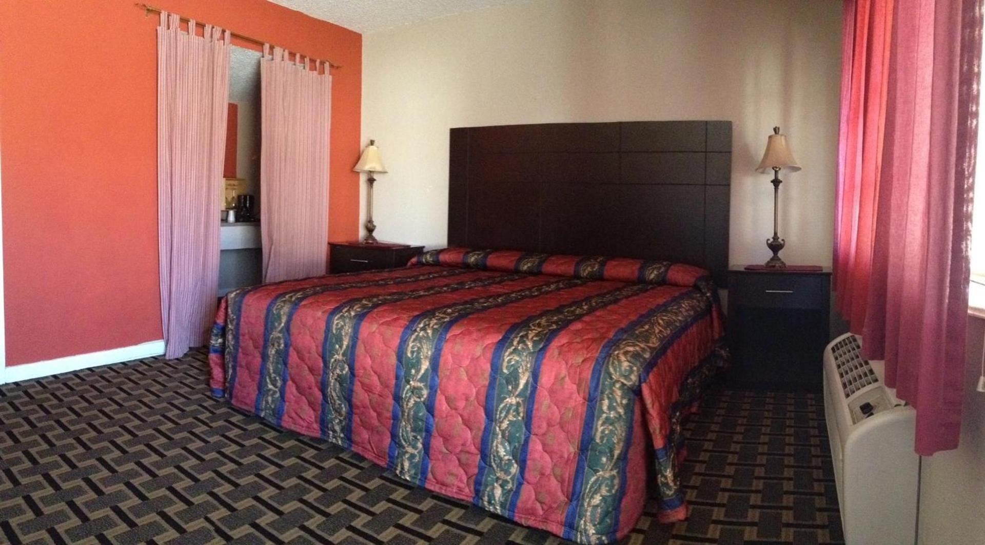 Andrews Motor Inn photo 6