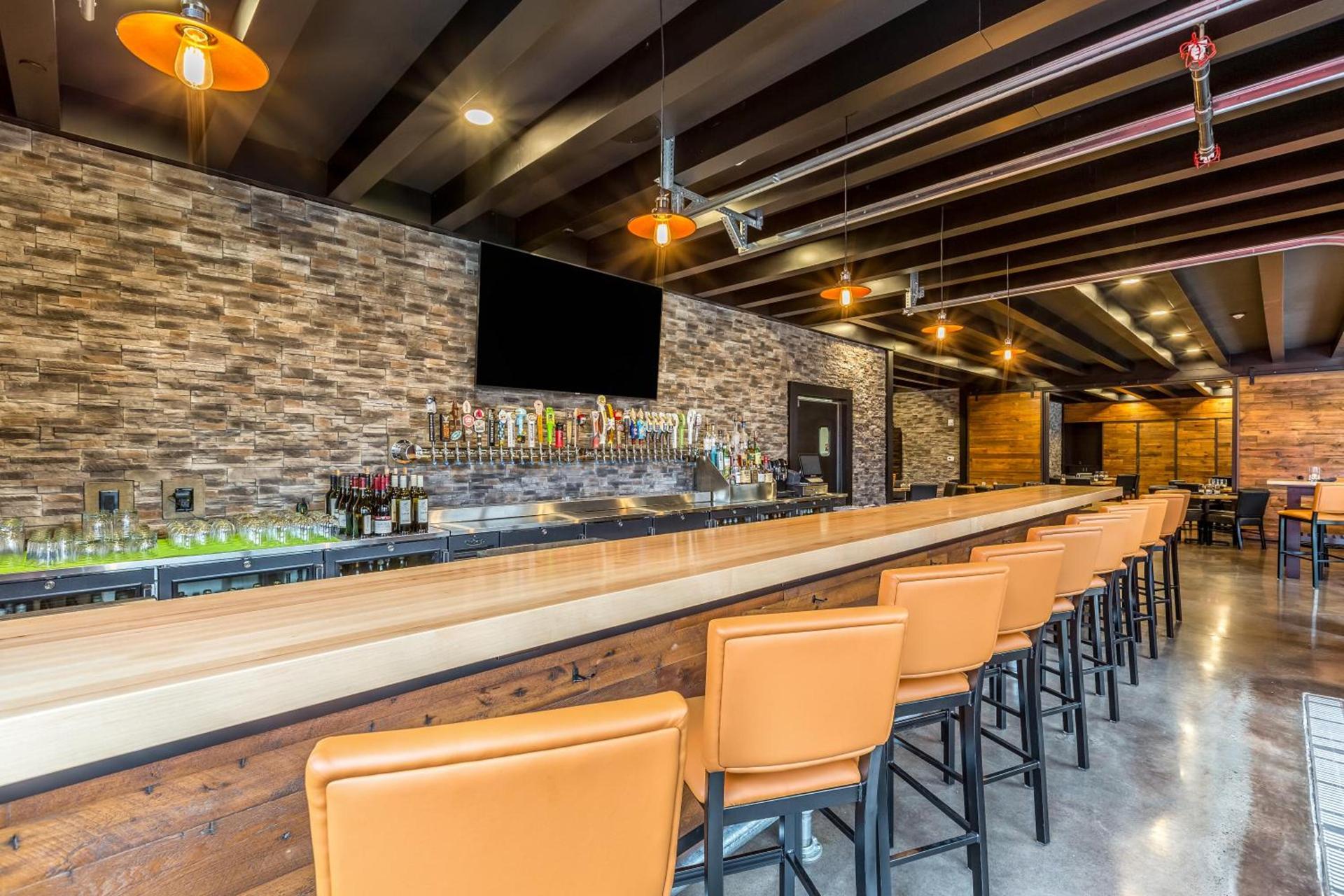 Cobblestone Hotel & Suites Hartford photo 32