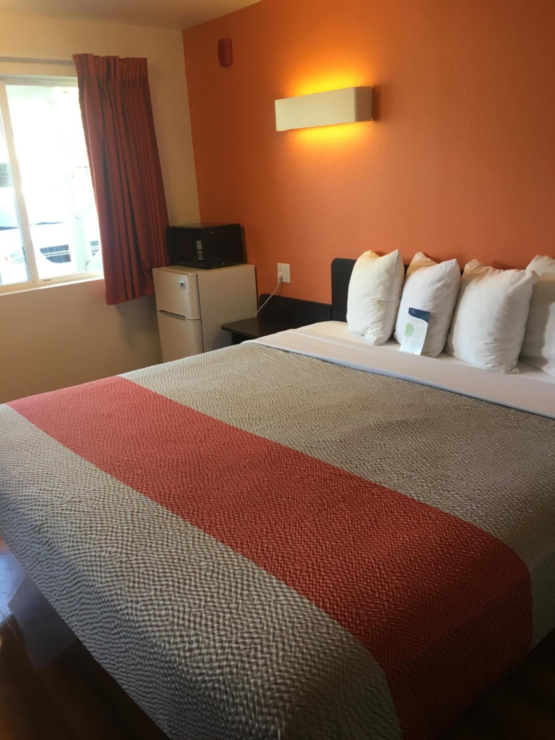 Motel 6-Bremerton, WA photo 9