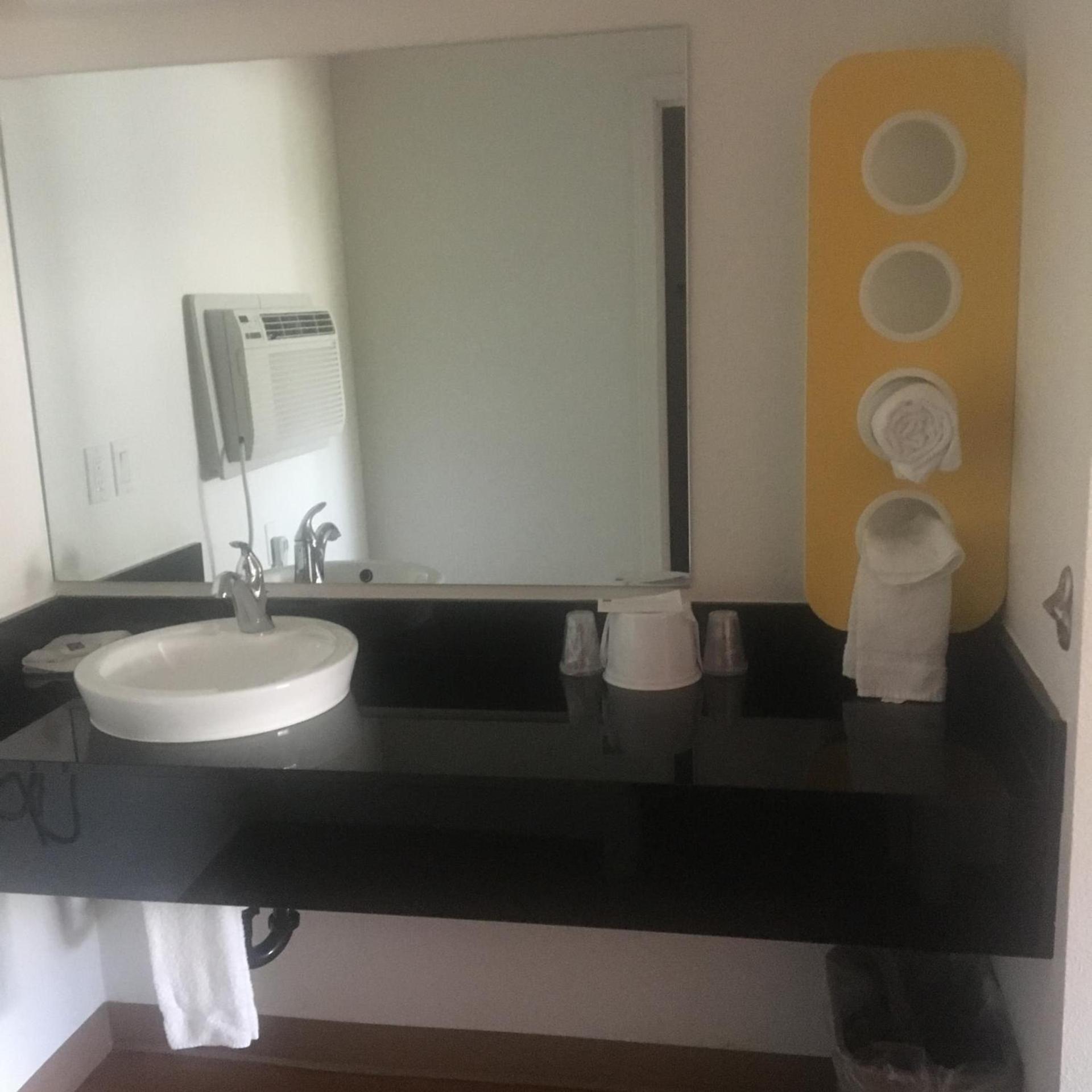 Motel 6-Bremerton, WA photo 22