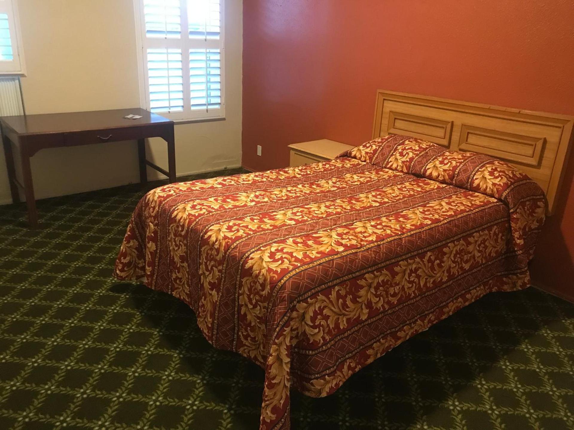 Hotel West Inn, Hollywood - LA photo 6