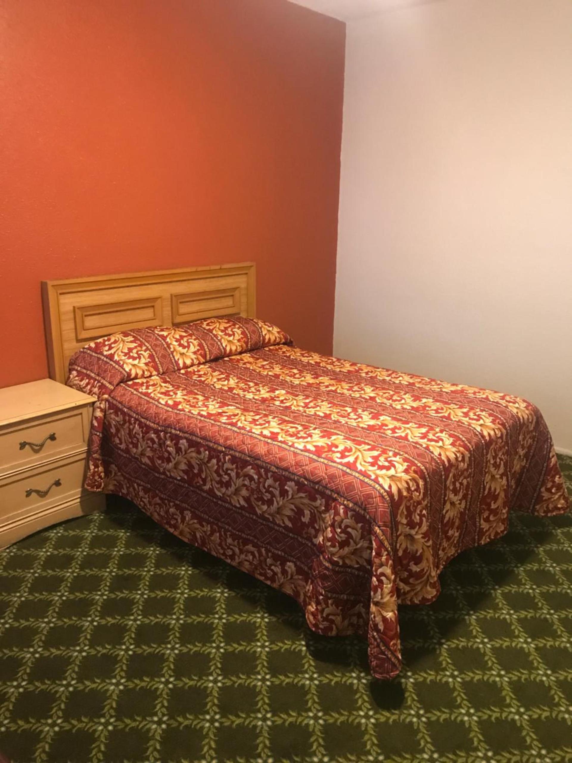 Hotel West Inn, Hollywood - LA photo 10
