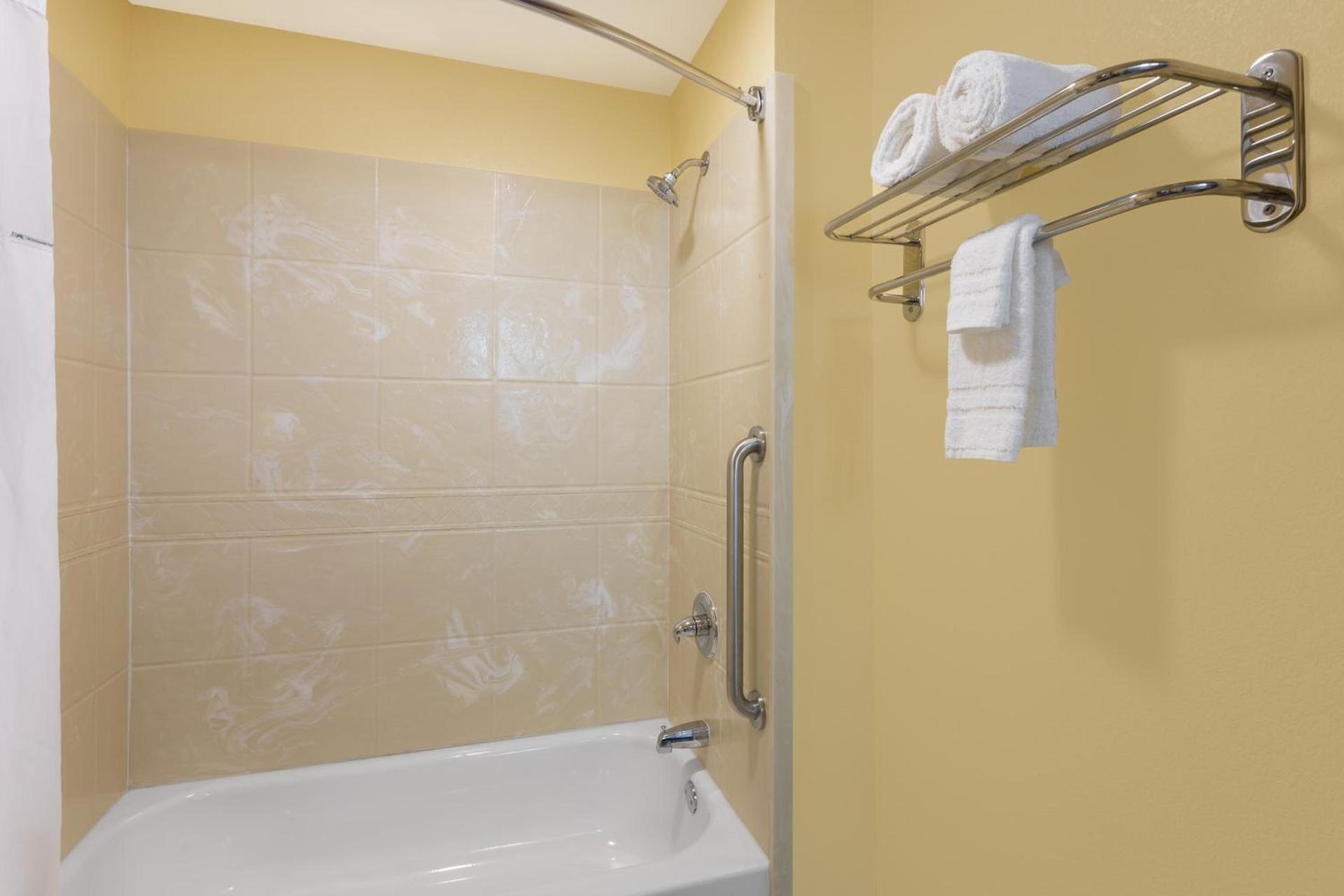 Days Inn by Wyndham New Orleans Pontchartrain photo 25