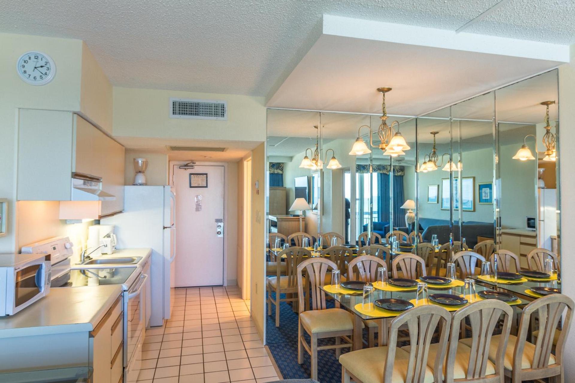 Yachtsman Oceanfront Resort photo 44