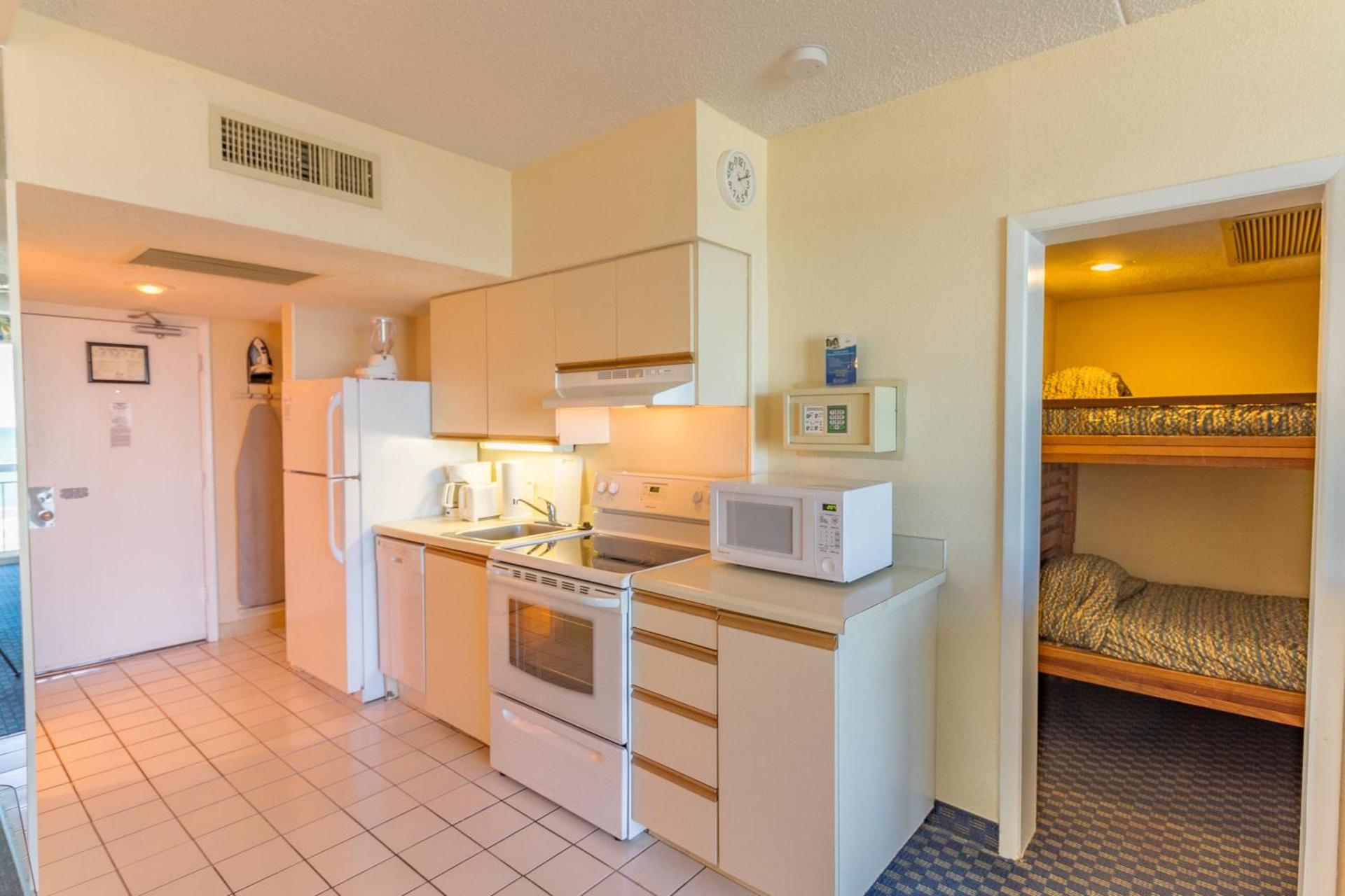 Yachtsman Oceanfront Resort photo 34