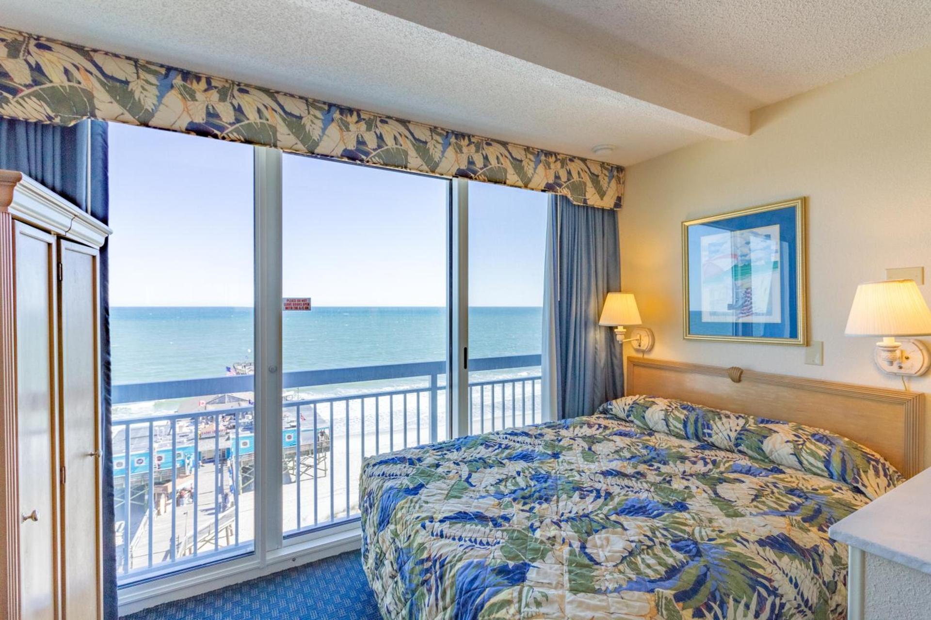Yachtsman Oceanfront Resort photo 94