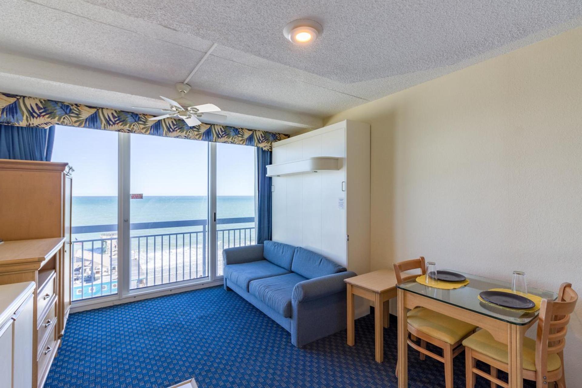 Yachtsman Oceanfront Resort photo 20