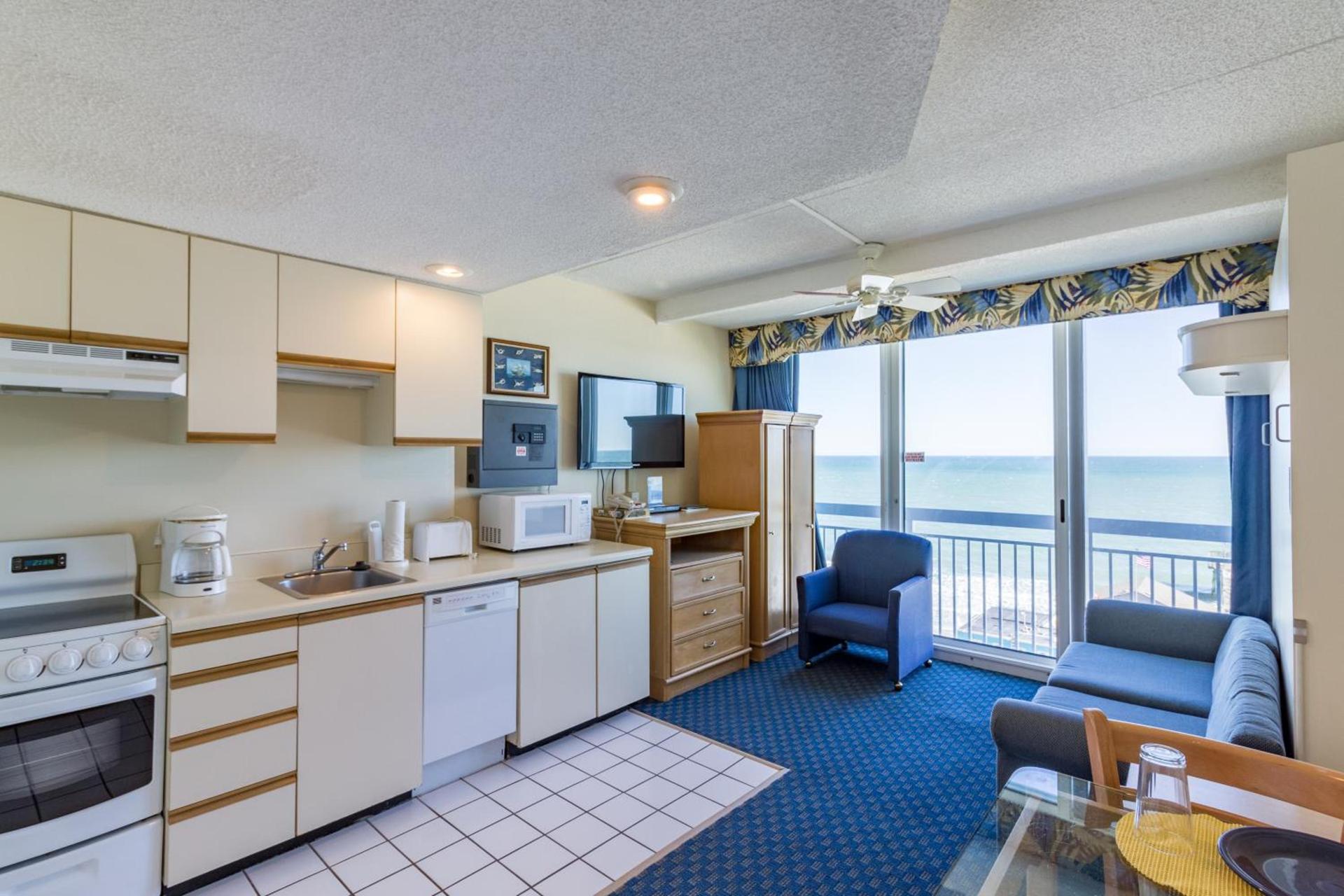 Yachtsman Oceanfront Resort photo 23