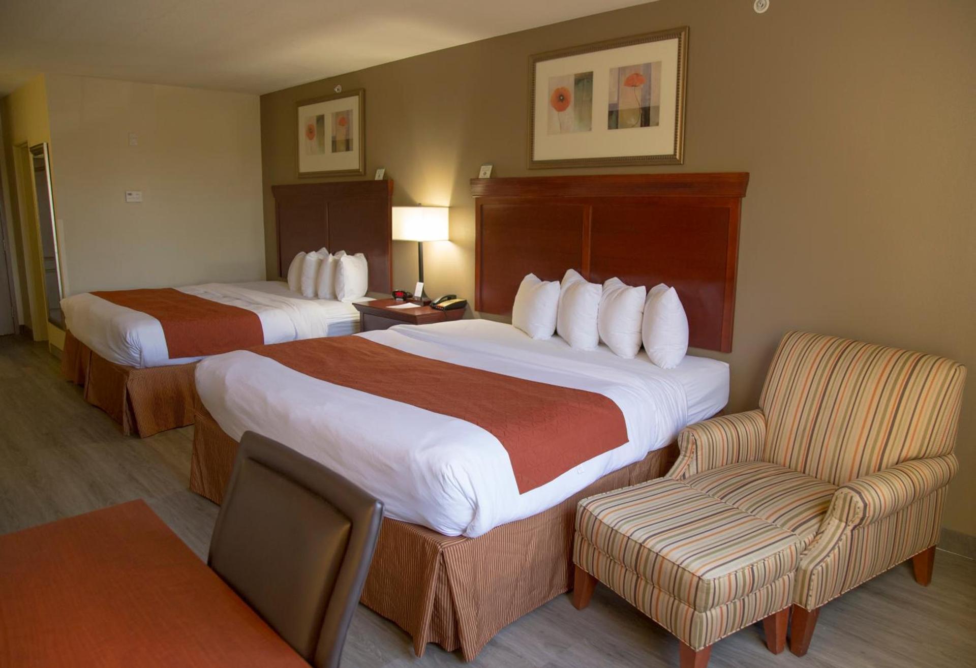 Seffner Inn and Suites photo 24