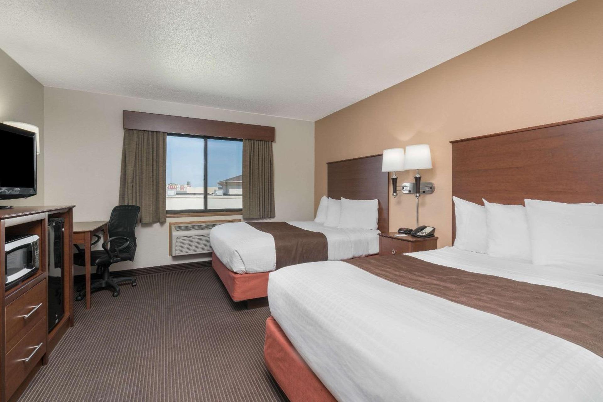 AmericInn by Wyndham Bismarck photo 13