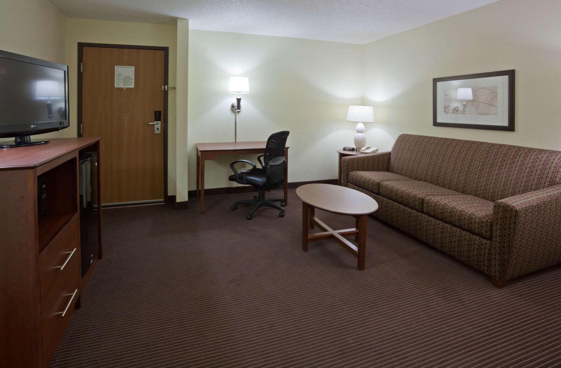 AmericInn by Wyndham Bismarck photo 17