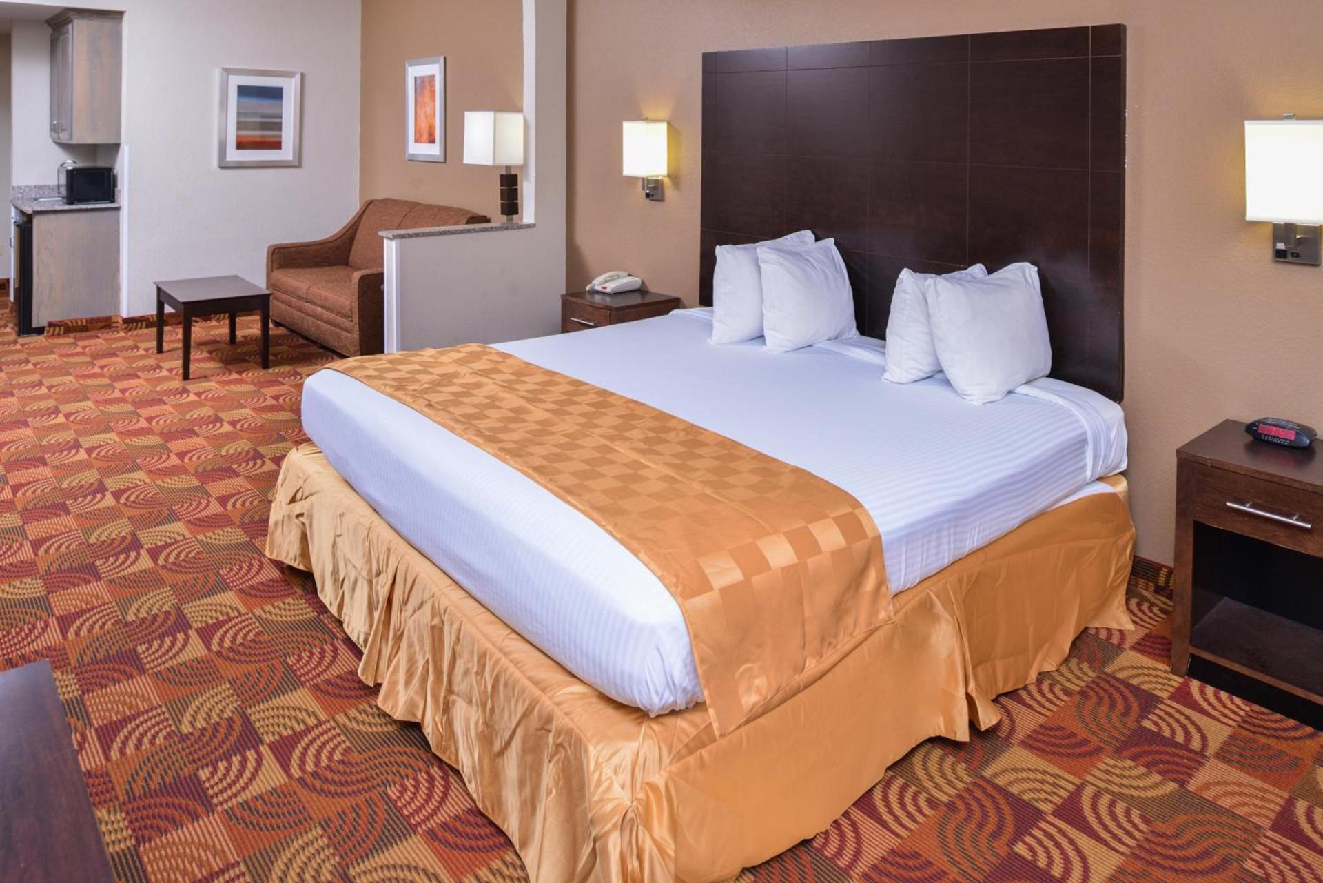 Americas Best Value Inn & Suites Bastrop photo 23