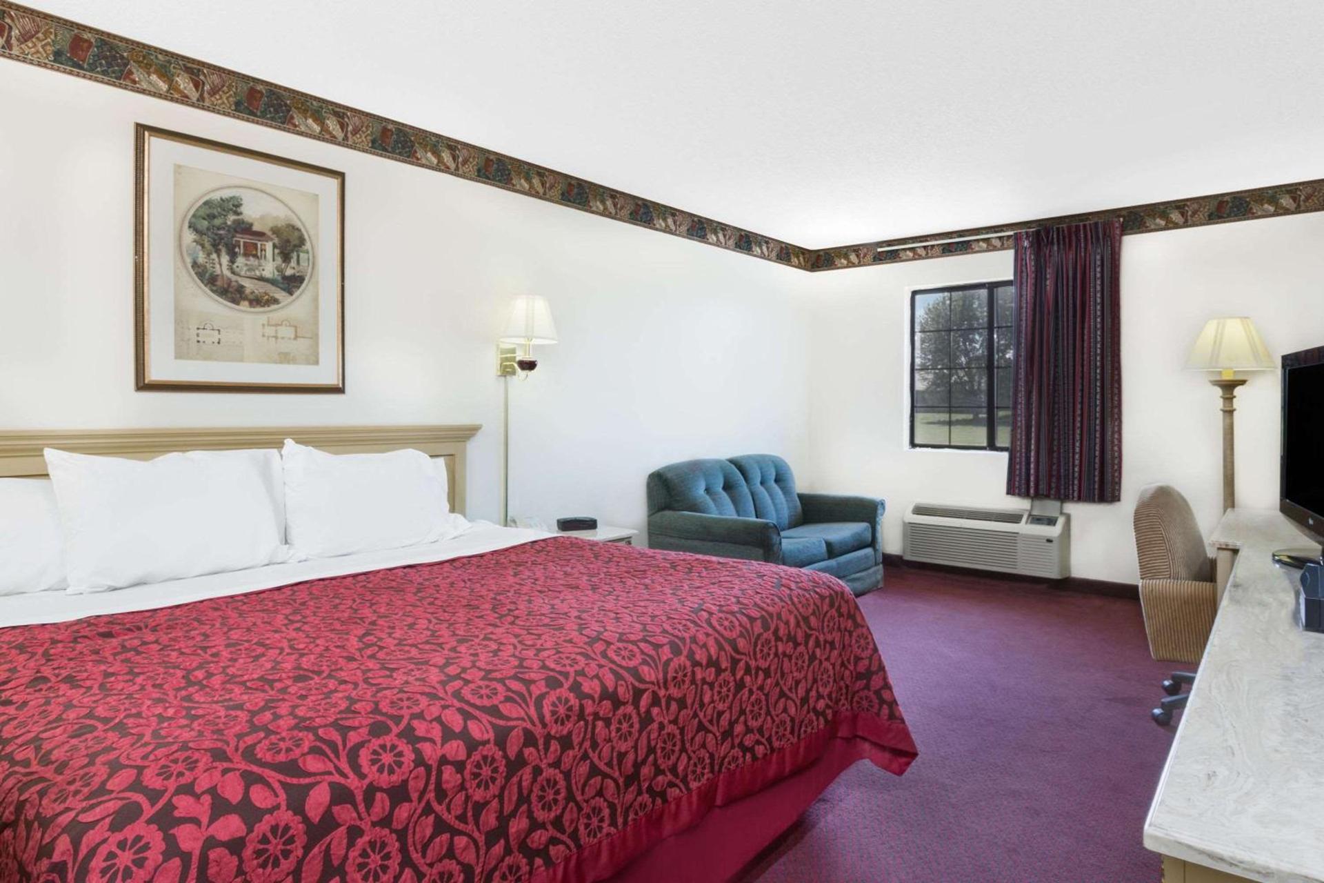 Days Inn by Wyndham Concordia photo 5