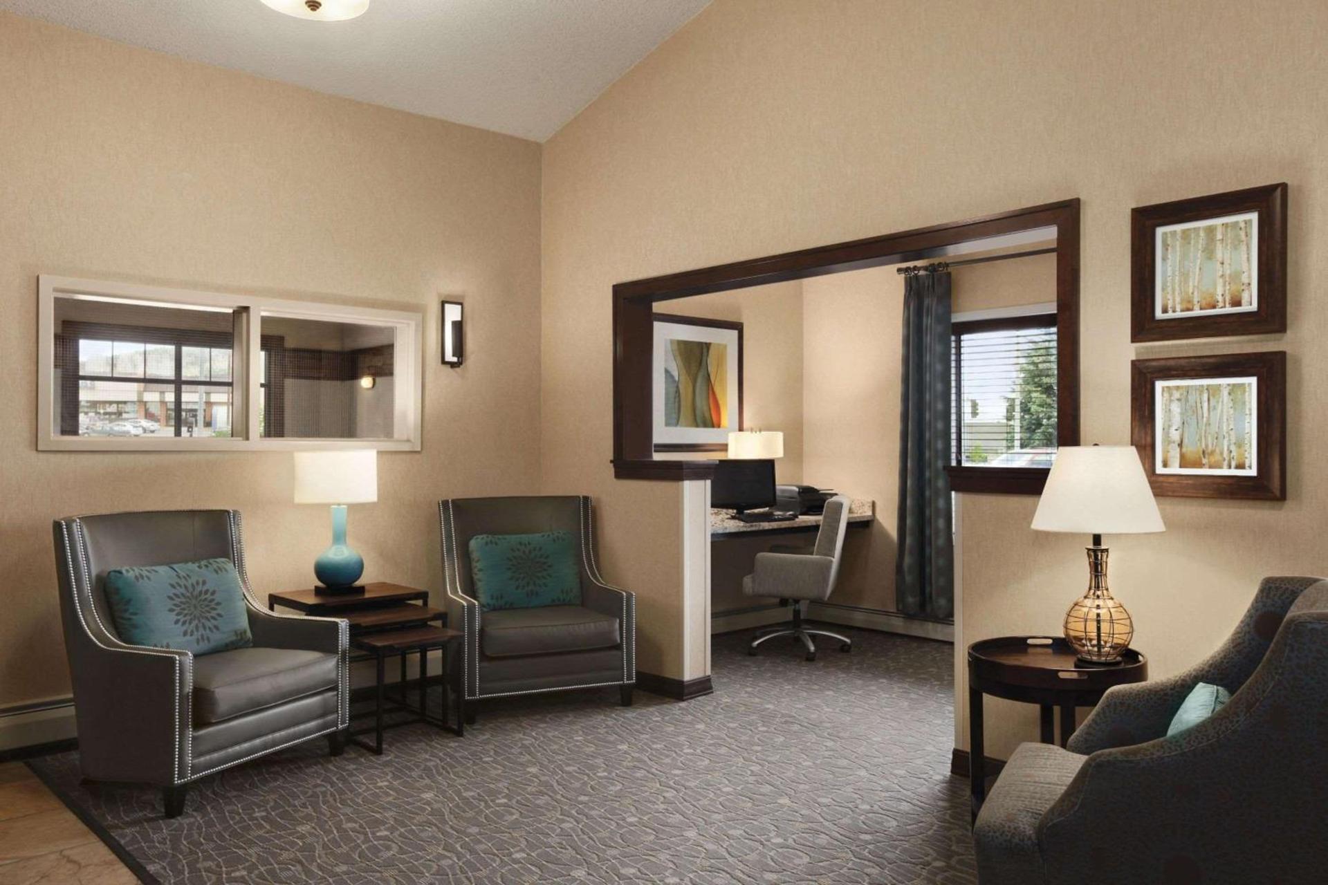 Days Inn by Wyndham Helena photo 13