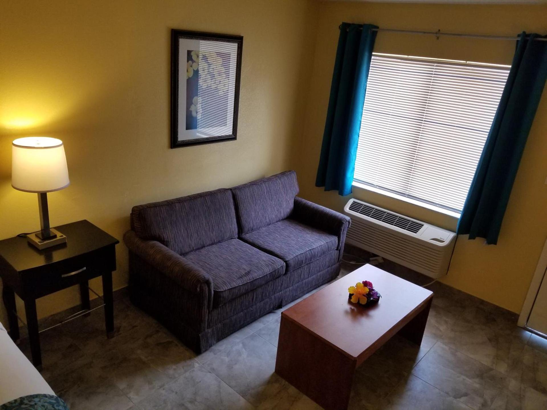 Shining Light Inn & Suites photo 8